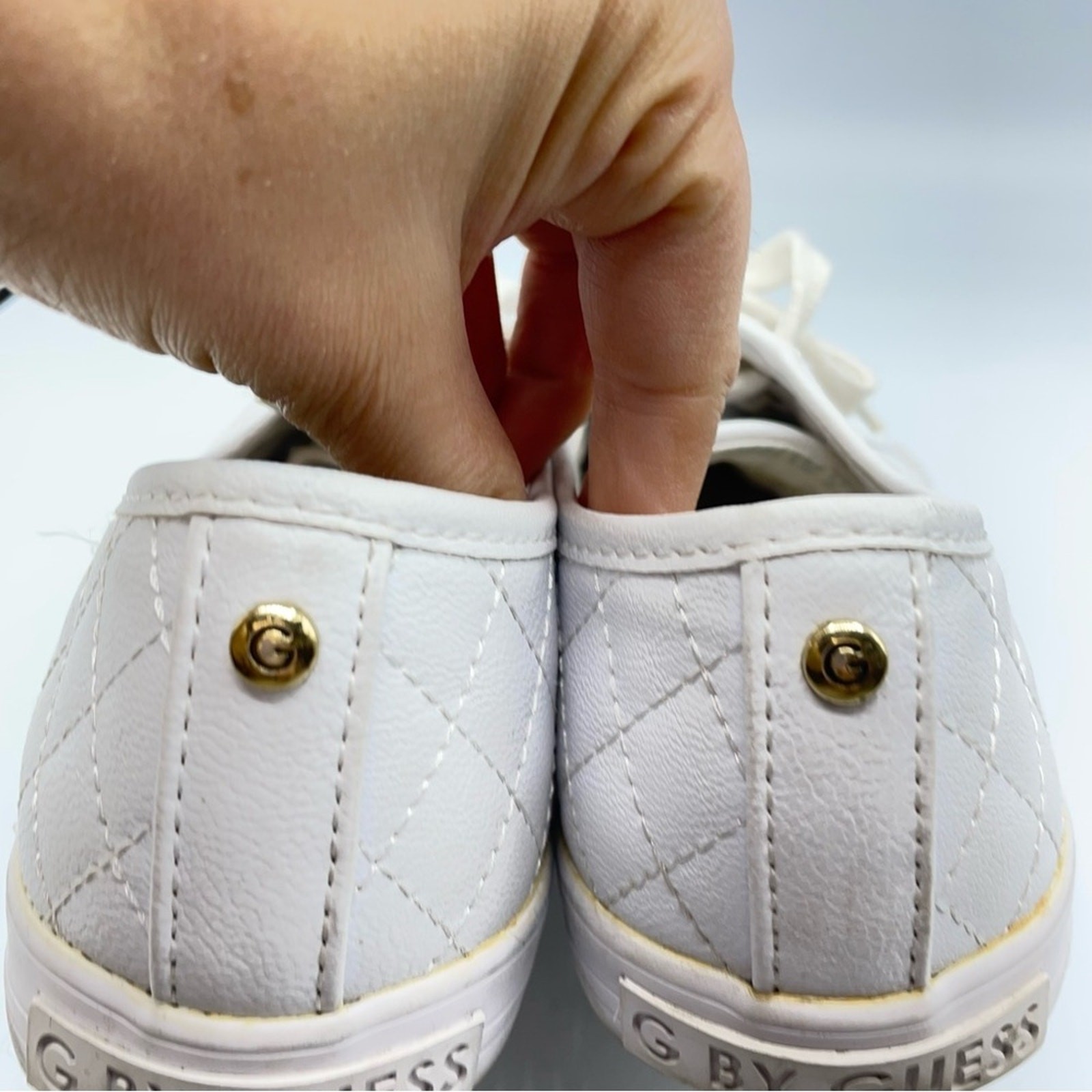 G By Guess White Faux Leather Quilted Lace Up Sneakers Womens 8