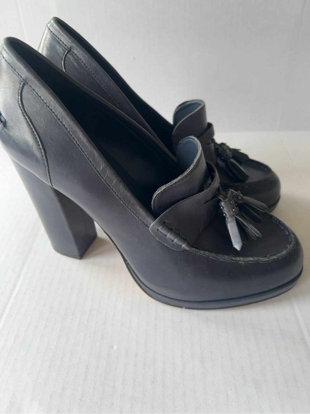 Vince Camuto Women’s Black Leather Tassel Loafers