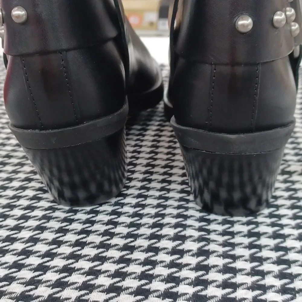 Arezzo Women’s Black Leather Ankle Moto Boots Black Size 6- NWOB