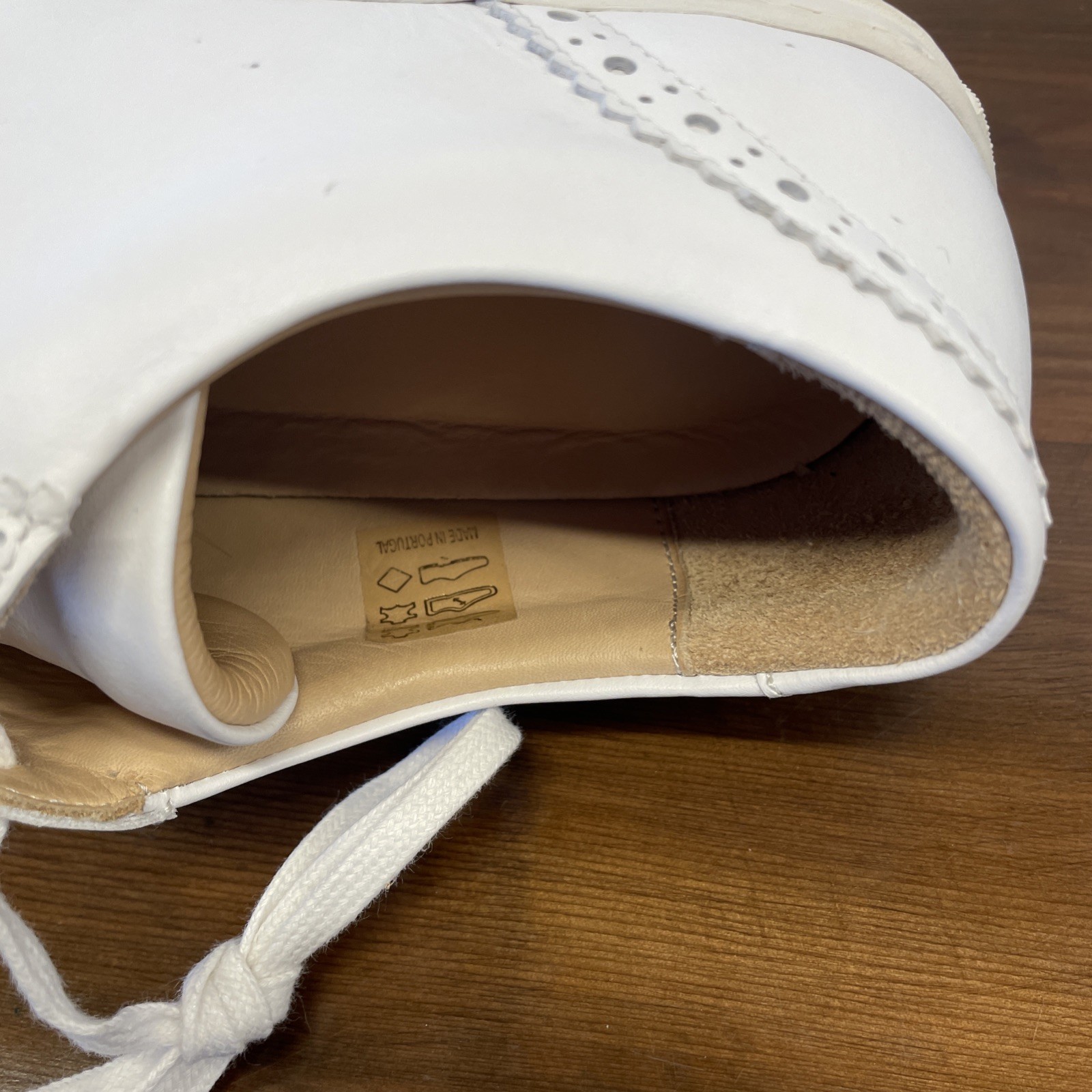 Ulla Johnson Kai Leather Sneakers Shoes Woman 9 White Brogue Preppy City Worn 1x
