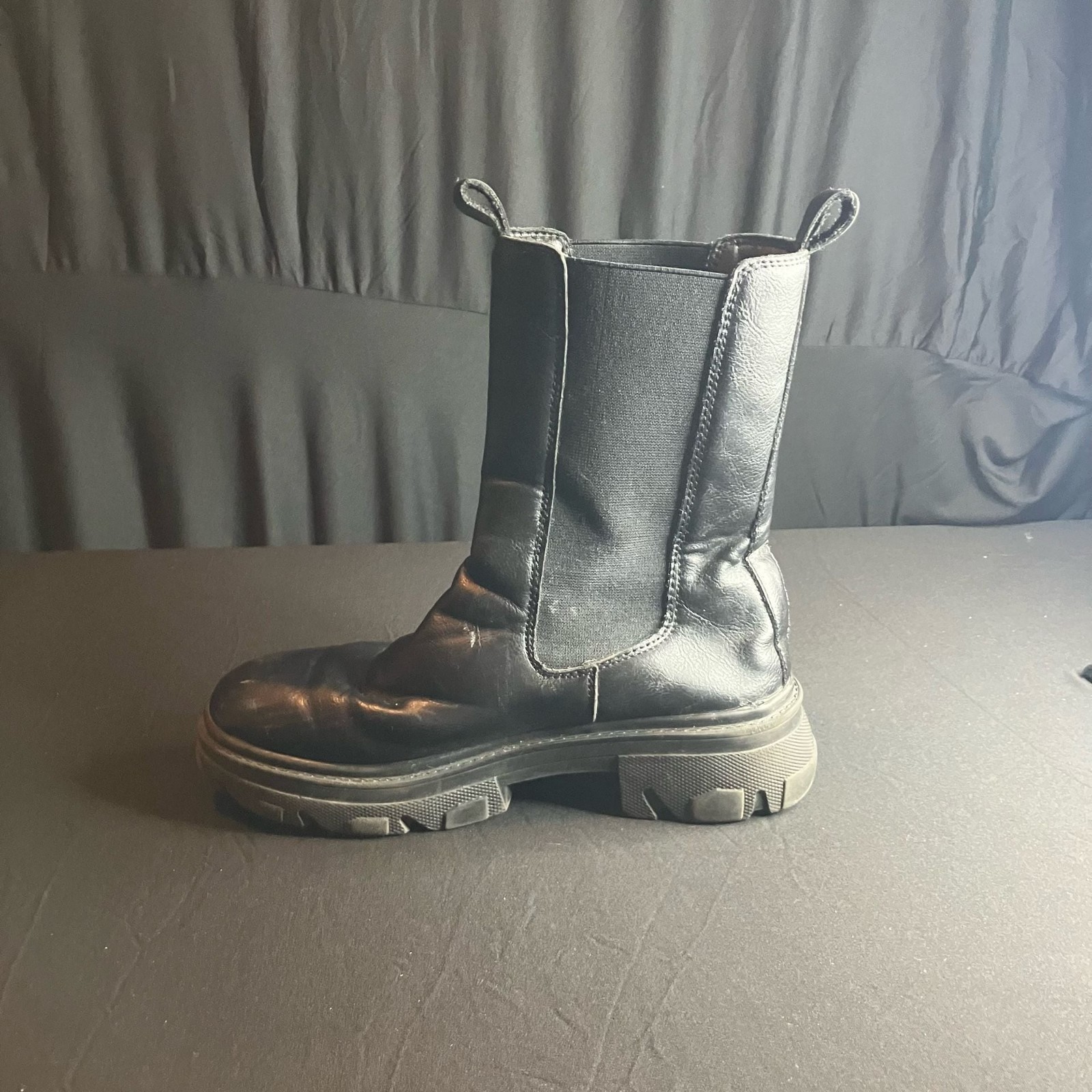 ZARA Mid-Calf Lug Sole Chunky Chelsea Boots size 6W