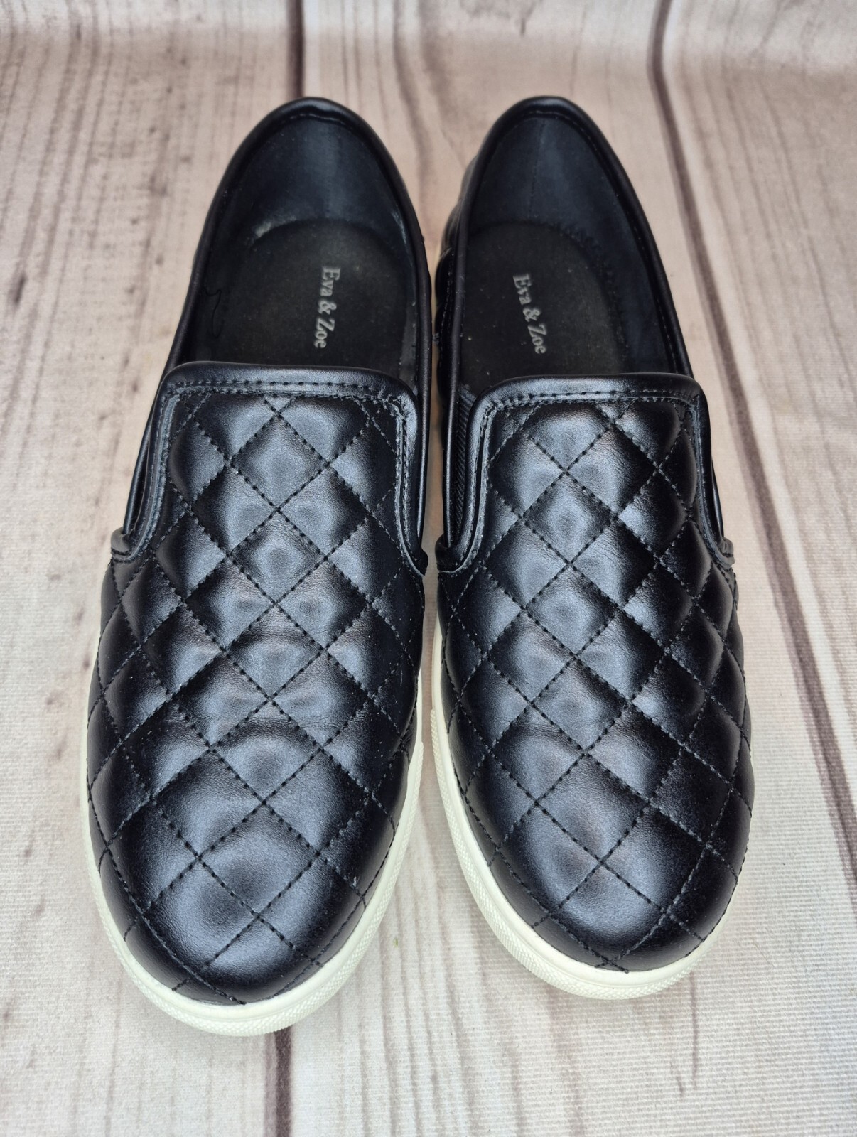 Eva & Zoe Women’s Size 8.5M Juno Black Quilted Leather & Textile Shoes