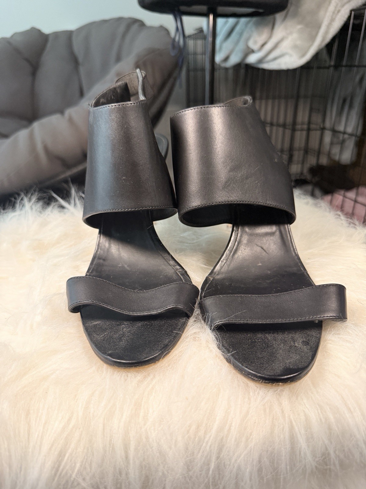 Manolo Blahnik Black Leather Ankle Cuff Stiletto Sandals EU 40.5 US 10/10.5