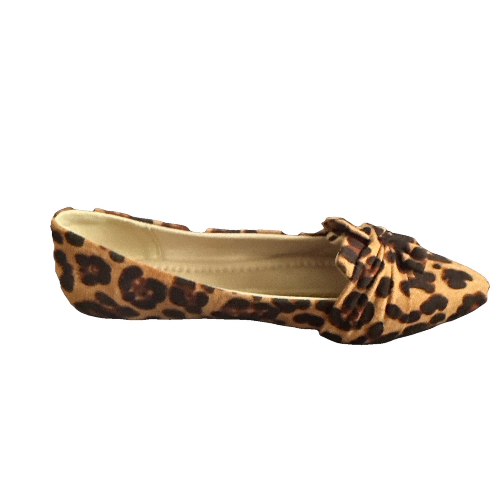 Musshoe Leopard Print Pointed Toe Flats Size 9.5 Chic Slip On Loafers Shoes