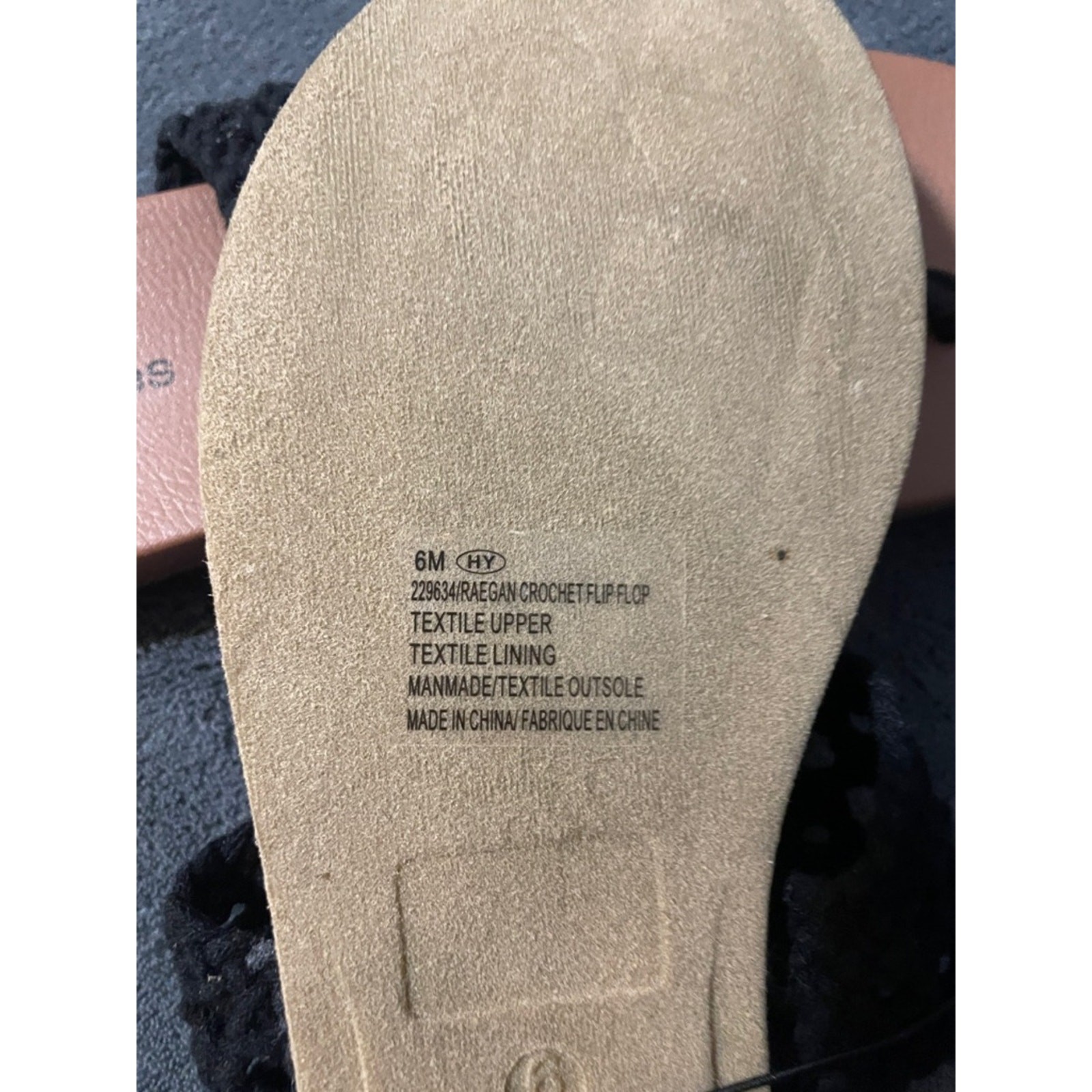 Maurices Black Crochet Toe-Post Slide Sandals with Tan Footbed Size 6