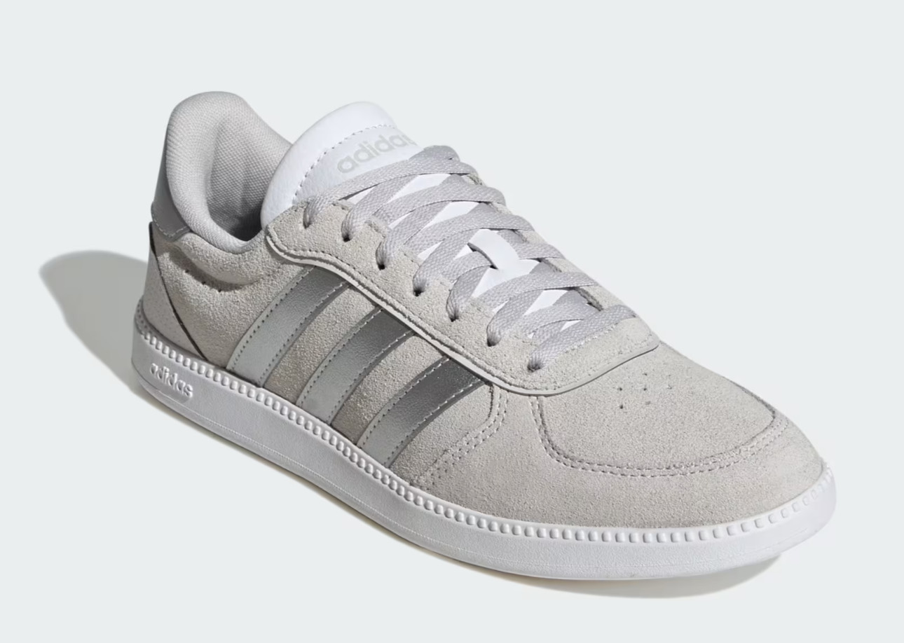 ADIDAS WOMEN’S BREAKNET SLEEK SHOES GREY ONE SILVER METALLIC WHITE SIZE 6 NIB