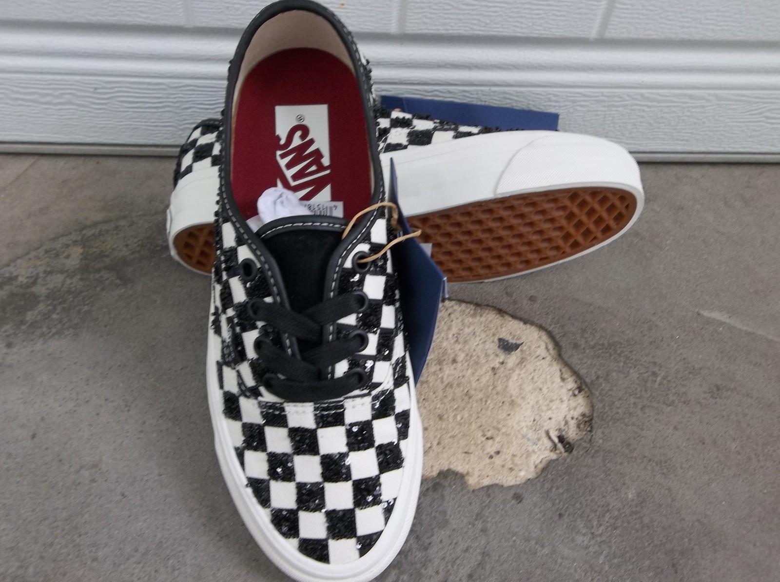 NWT WOMEN’S VANS LX AUTHENTIC BEADED CHECKERBOARD SNEAKERS/SHOES.SIZE 7.2026.