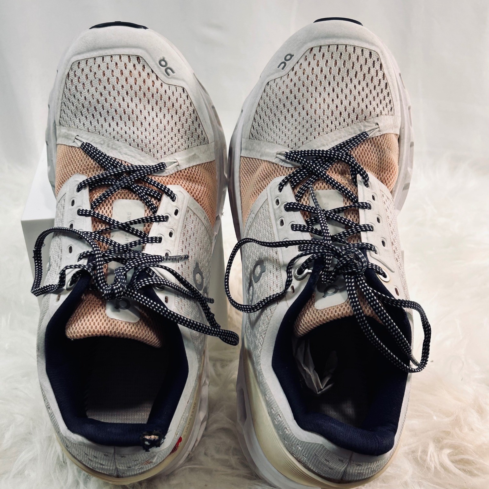 On Cloud Cloudflyer Womens Running Shoes White Sand Navy 29.99771 Size 9