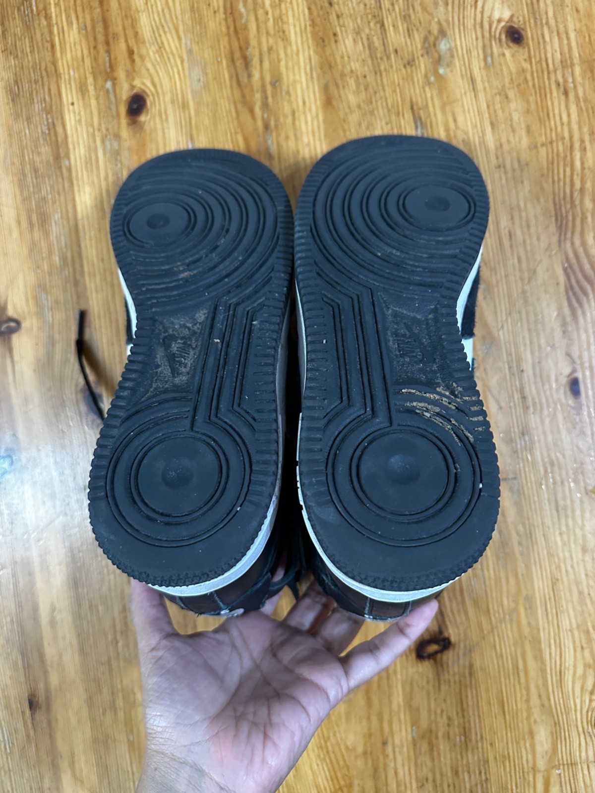 Nike Sneakers Air Force 1 High Retro Black White Leather US 8.5 DN4161-991