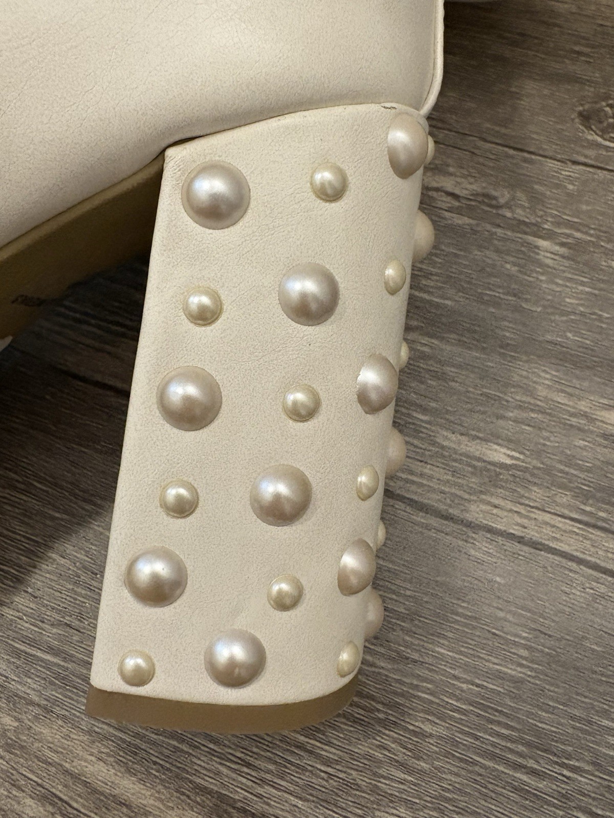 Women’s Report Cream White Studded Pearl Ankle Boots – Size 8.5 NEW
