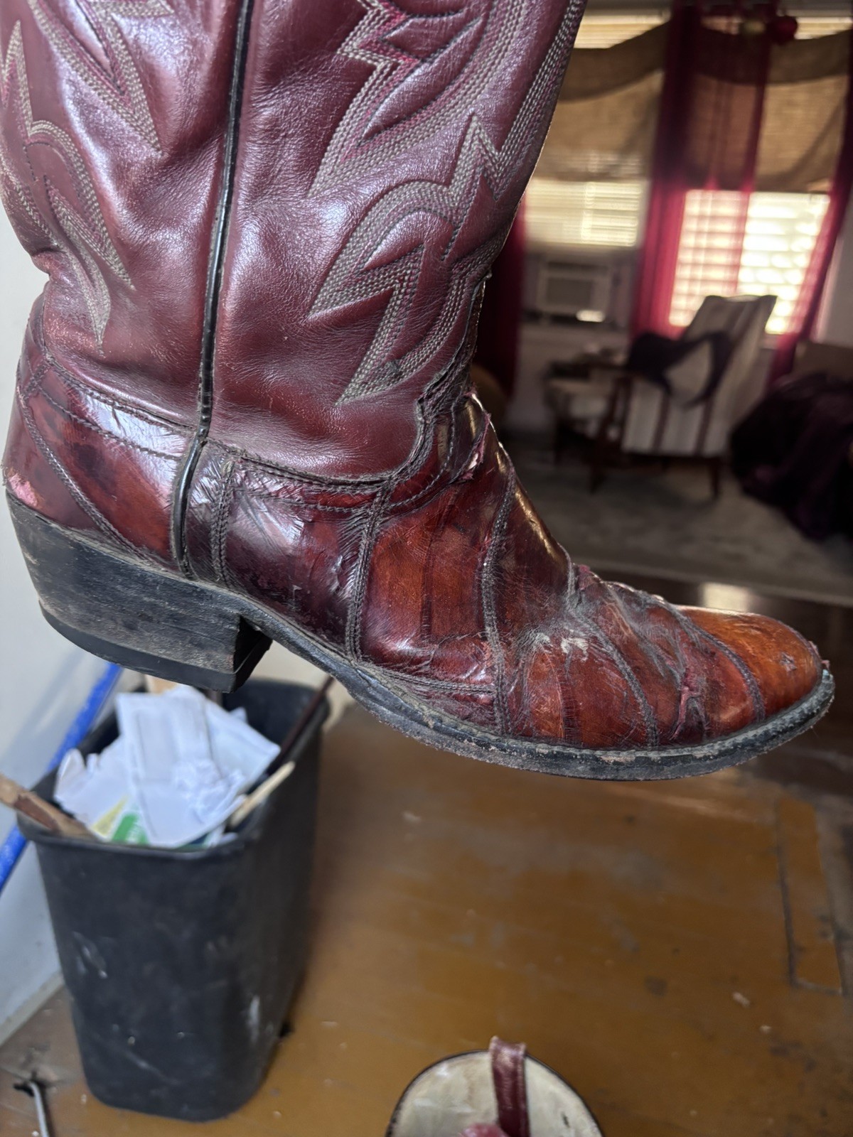 Vintage Tony Lama Eel Skin Western Boots Mens 11 D Red Burgundy Cowboy