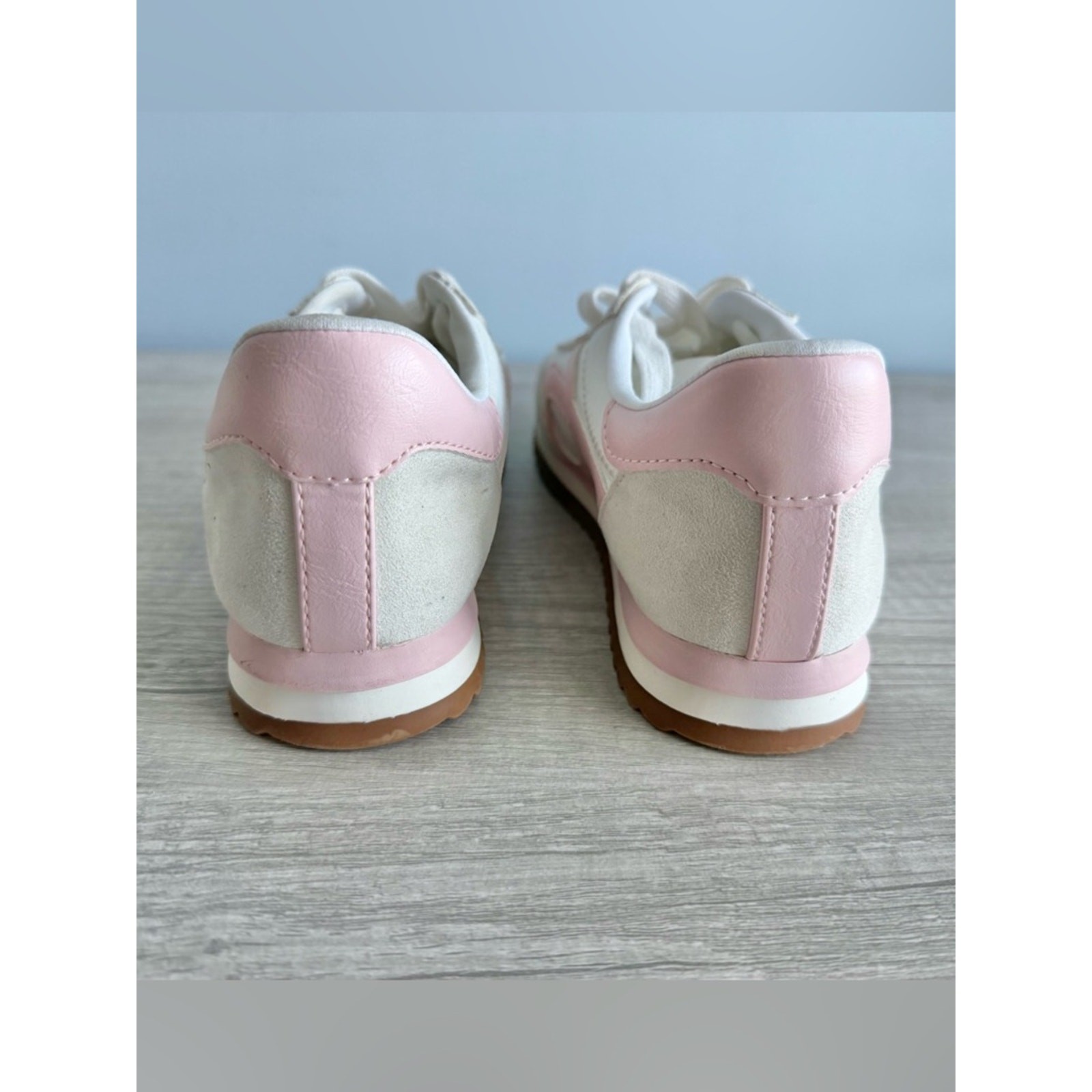 On 34th Women’s Pink & White Madison Colorblock Sneakers Size 6