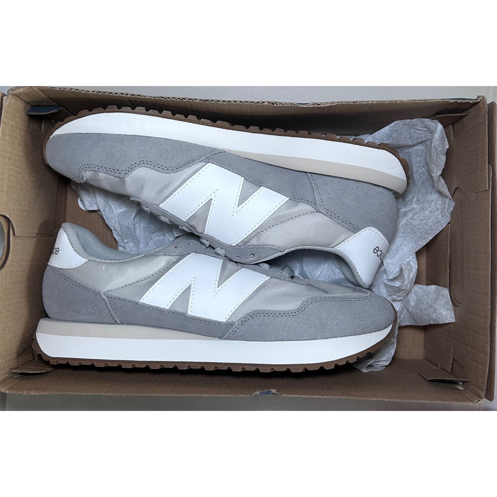 New Balance 237 Grey White Suede Nylon Running Sneakers WS237NM Womens 10