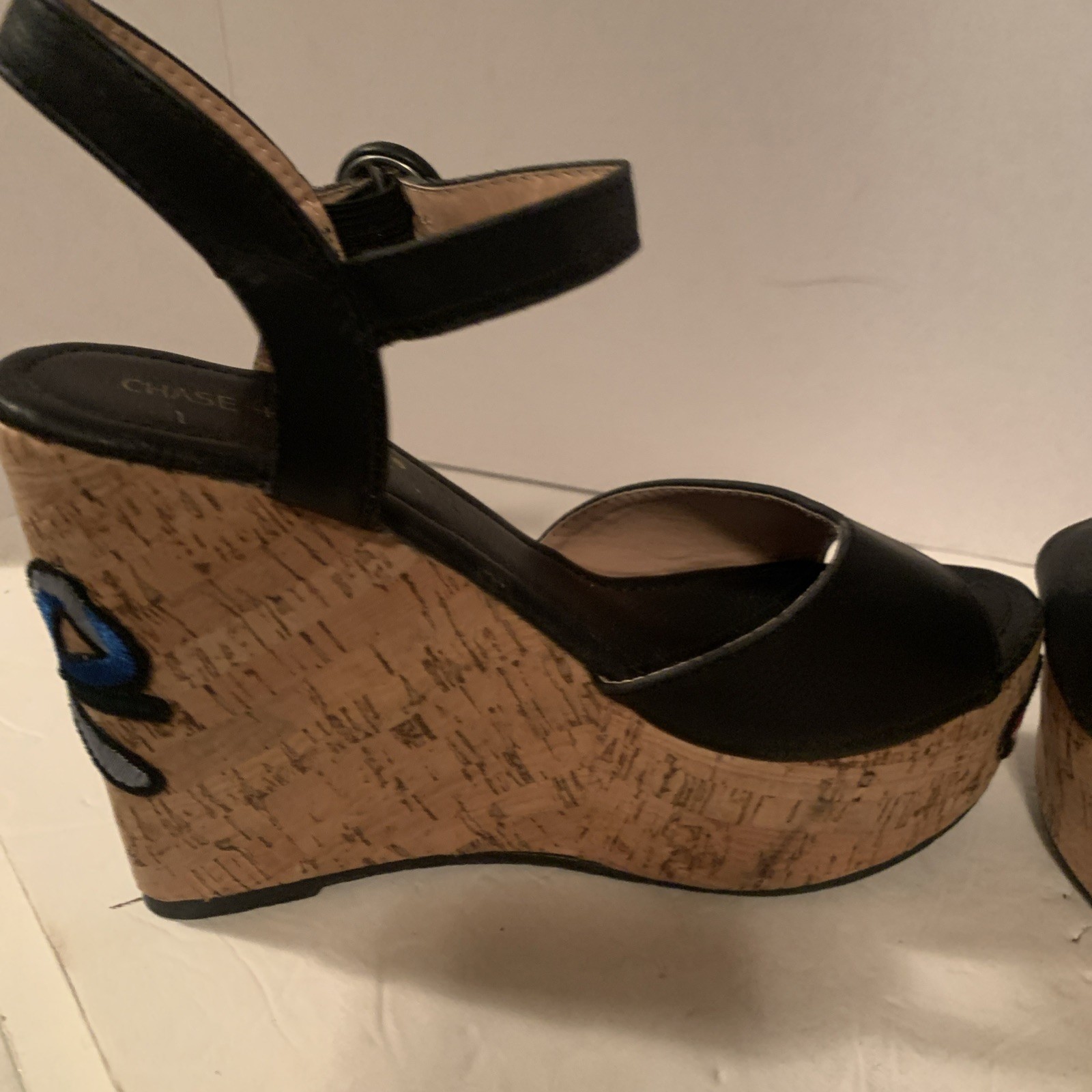 Ankle strap Cork Wedge Embroidered Platform Sandals 8.5 Boho Chase & Chloe 8.5