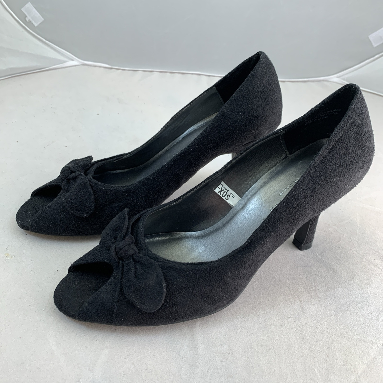 Isaac Mizrahi for Target Gabi Heels Peep Toe Bow Faux Suede Slip On Black Size 7