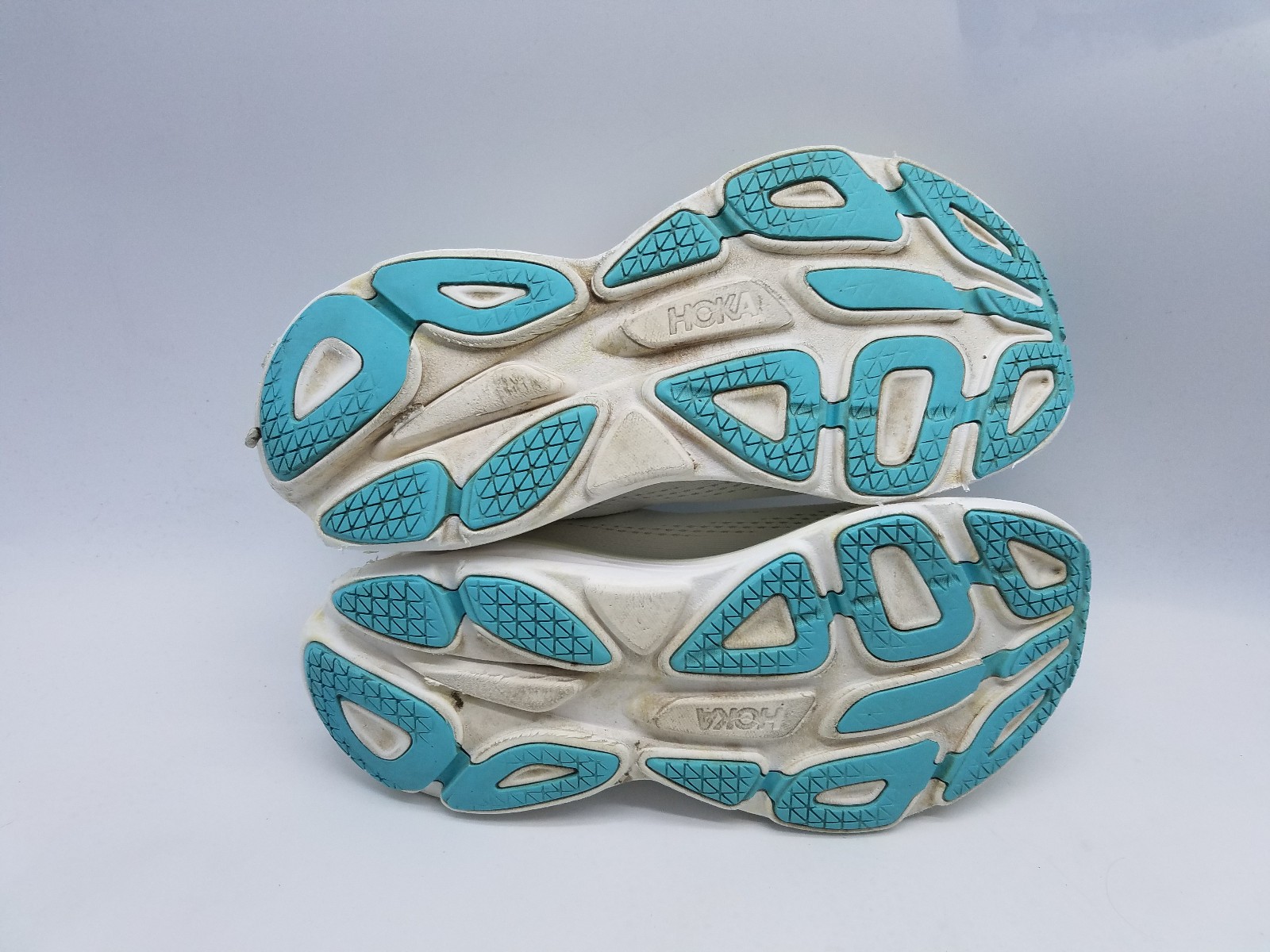 Hoka One One Bondi 8 Women’s Size 11 B (Medium) Running Shoes White *See desc
