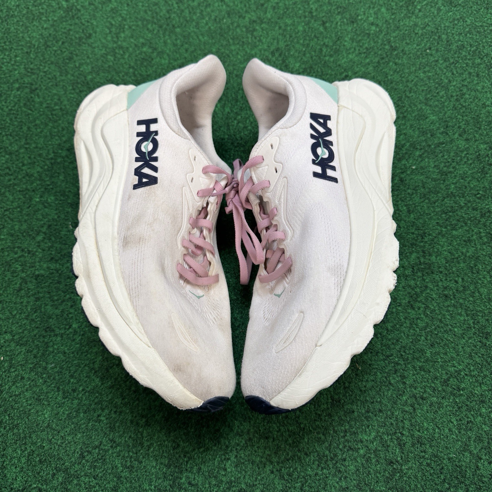 Hoka Arahi 8 Womens Size 11 Medium B Rose Cream Alabaster Sneakers 1168691 RCRM