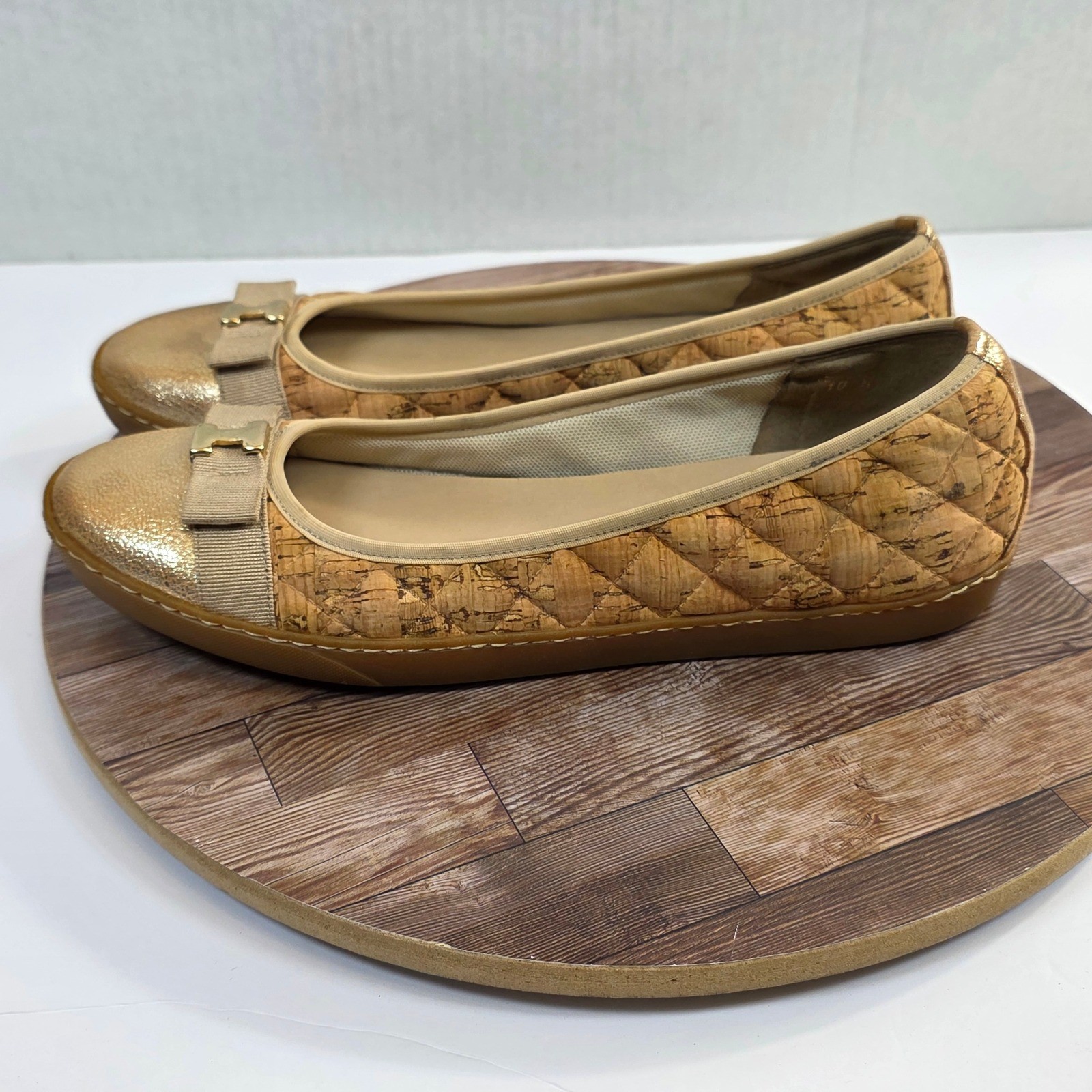Sesto Meucci Ballet Flats Womens 10N Gold Cork Quilted Bow Metallic Toe