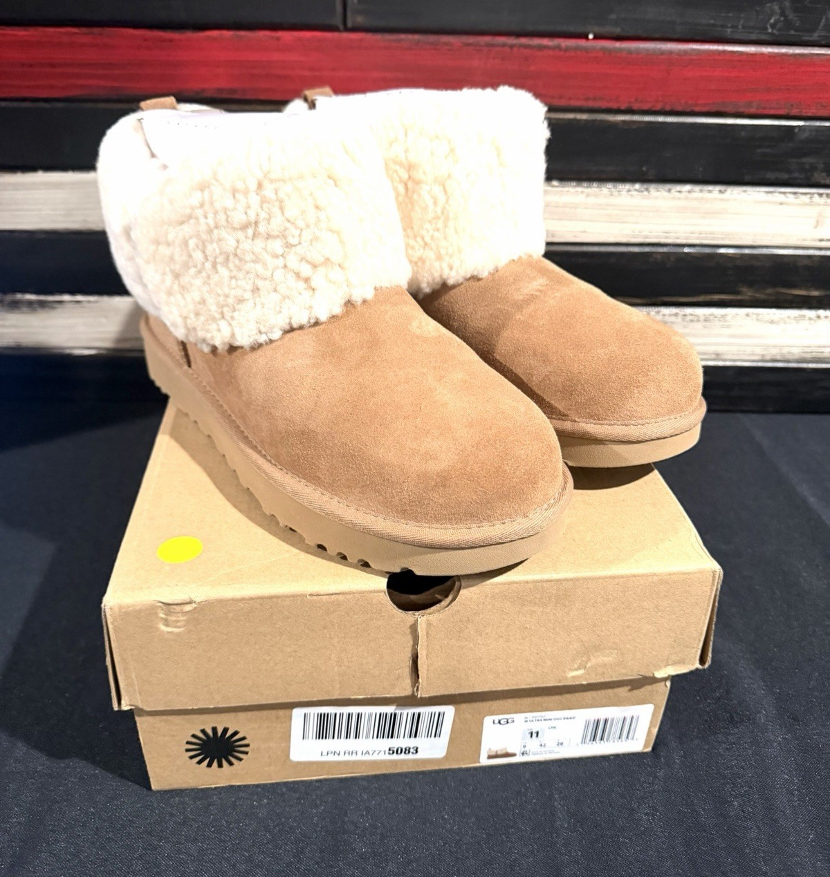 UGG Women’s Ultra Mini UGG Braid Chestnut Shearling Boots Size 11 NIB
