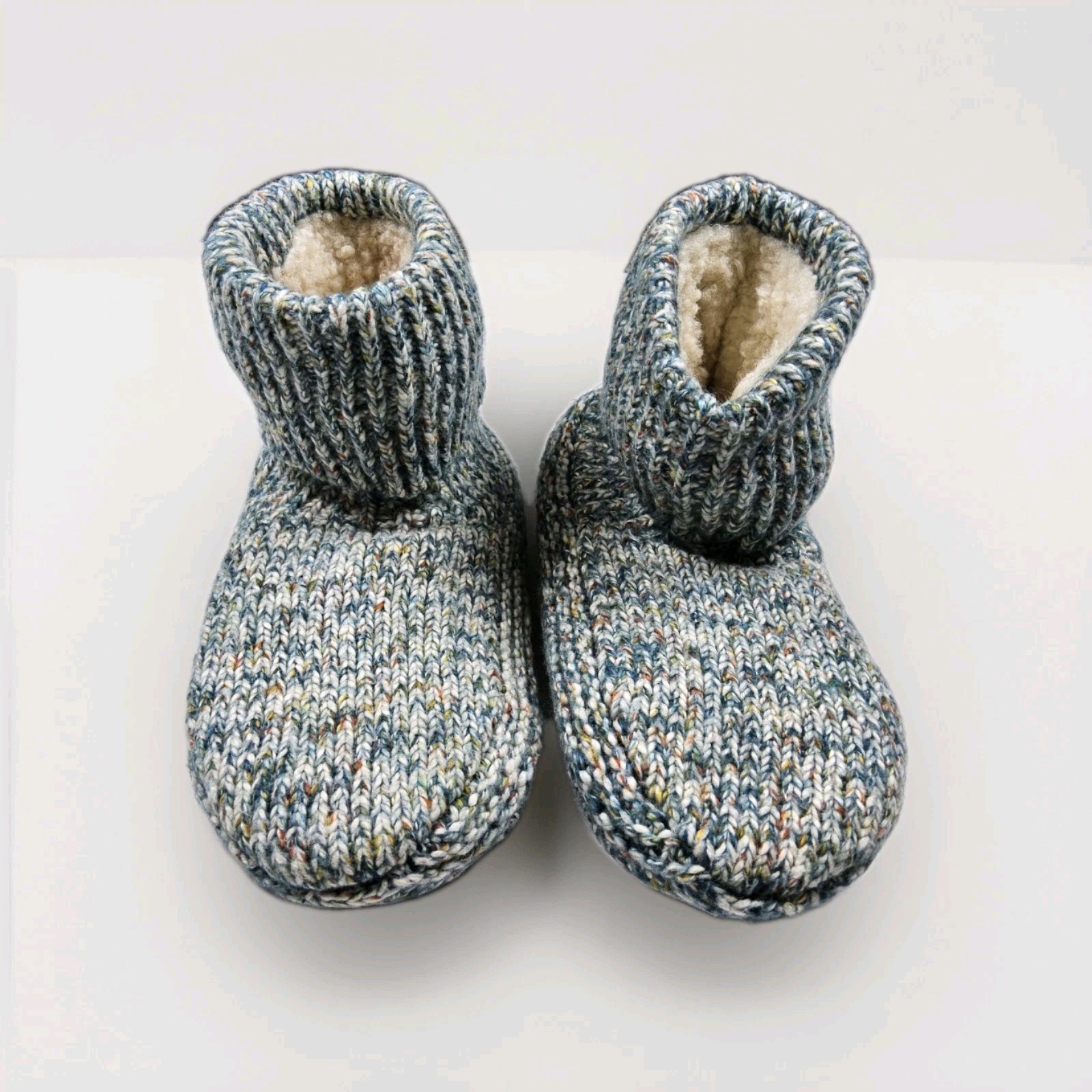 Bombas Sherpa Lined Gripper Bootie Slippers House Shoes Size S W7-8.5