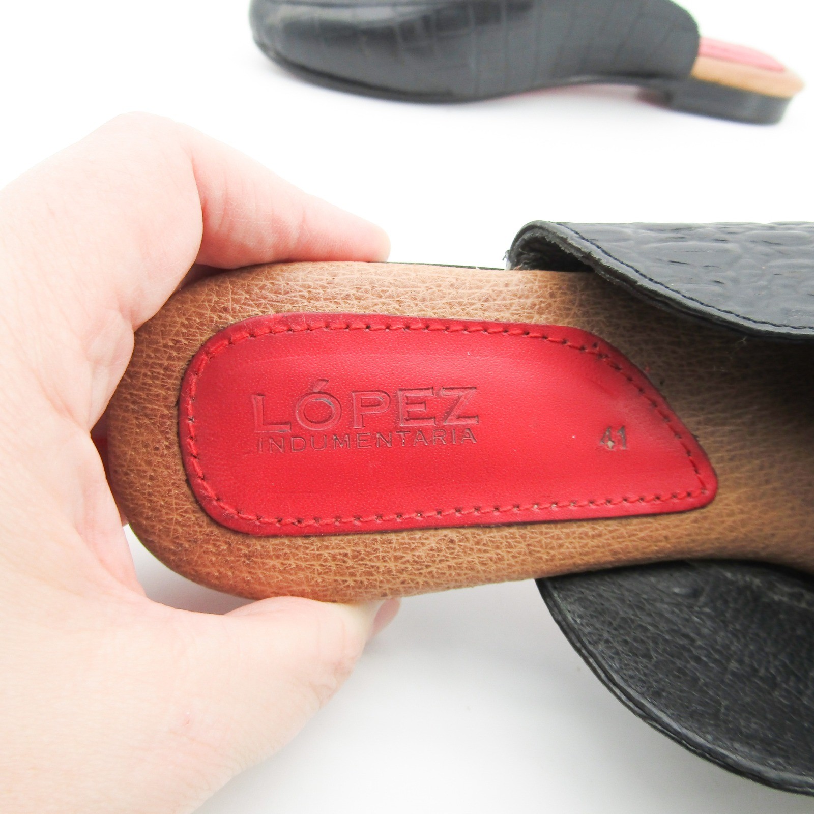 Lopez Indumentaria Black Croc Embossed Bee Embellished Mules Women Size 41