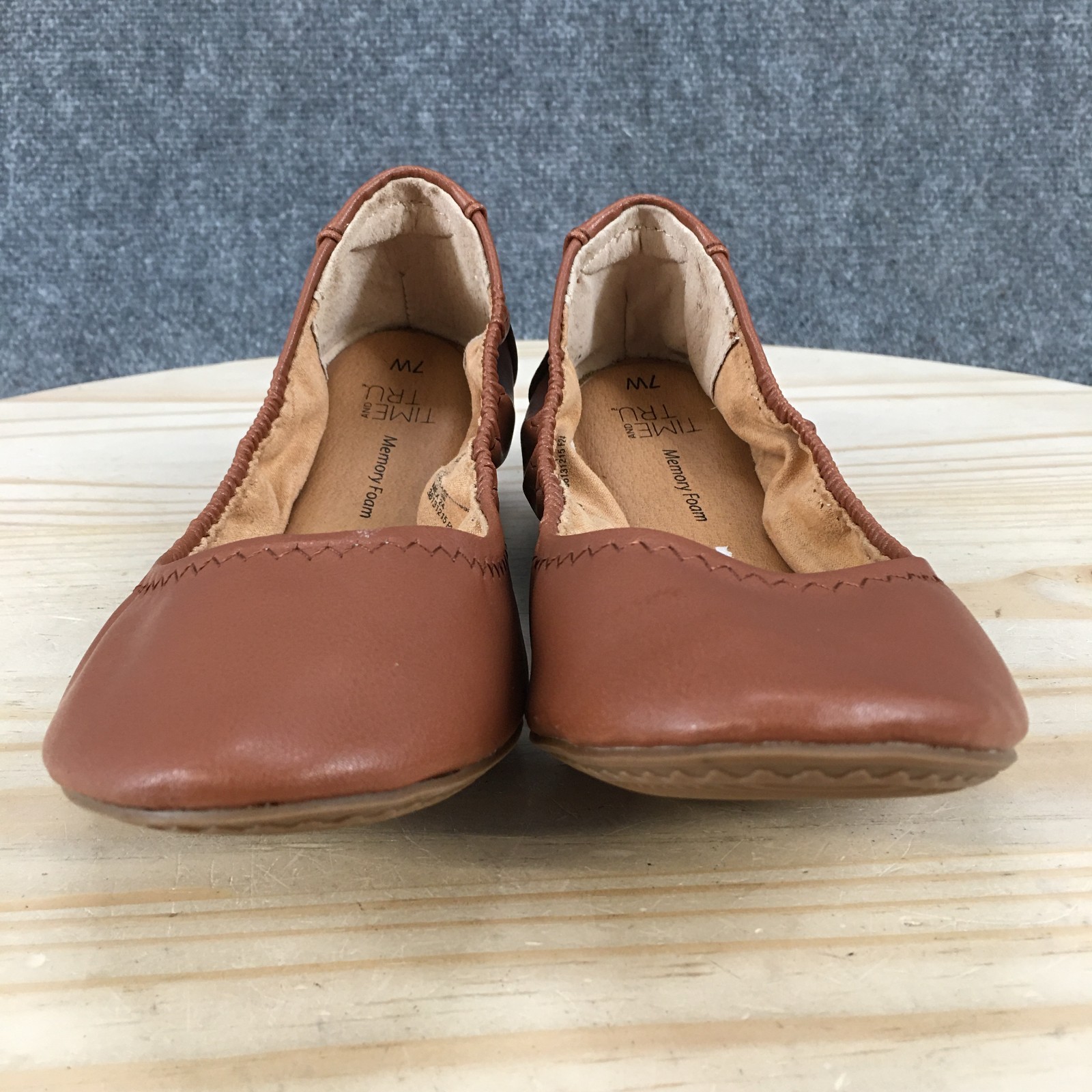 Time And Tru Shoes Womens 7W Scrunch Slip On Ballet Flats Brown Faux Leather