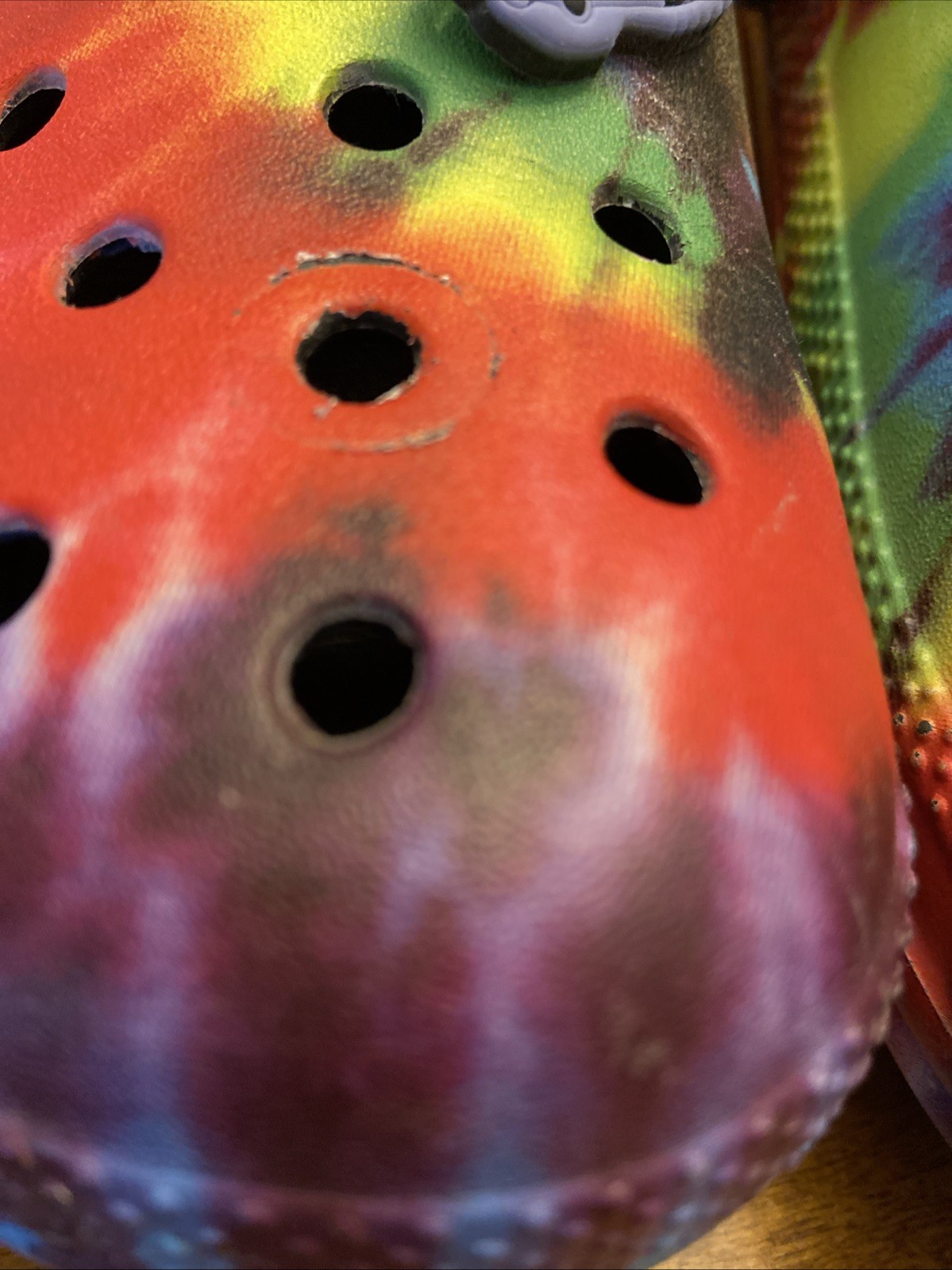Crocs Classic Baya Lined Men’s 5 / Women’s 7 Tie Dye Graphic Clog