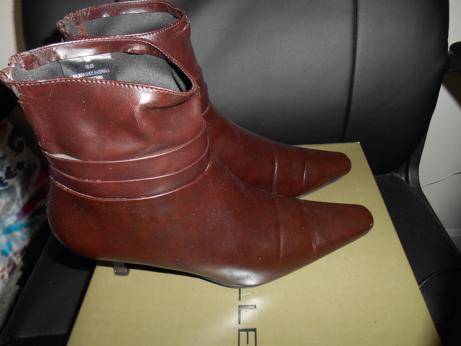 DANELLE BROWN BOOTS BACK ZIPPER CLOSSURE LONG FRONT SQUARE TOE SZ 8M