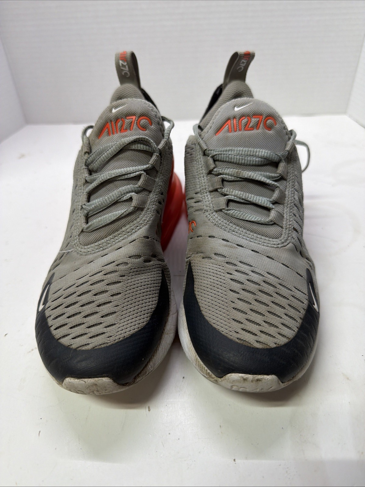 Nike Air Max 270 GS Shoes Gunsmoke/Hot Punch 943345-039 Size Women’s 4.5Y Used