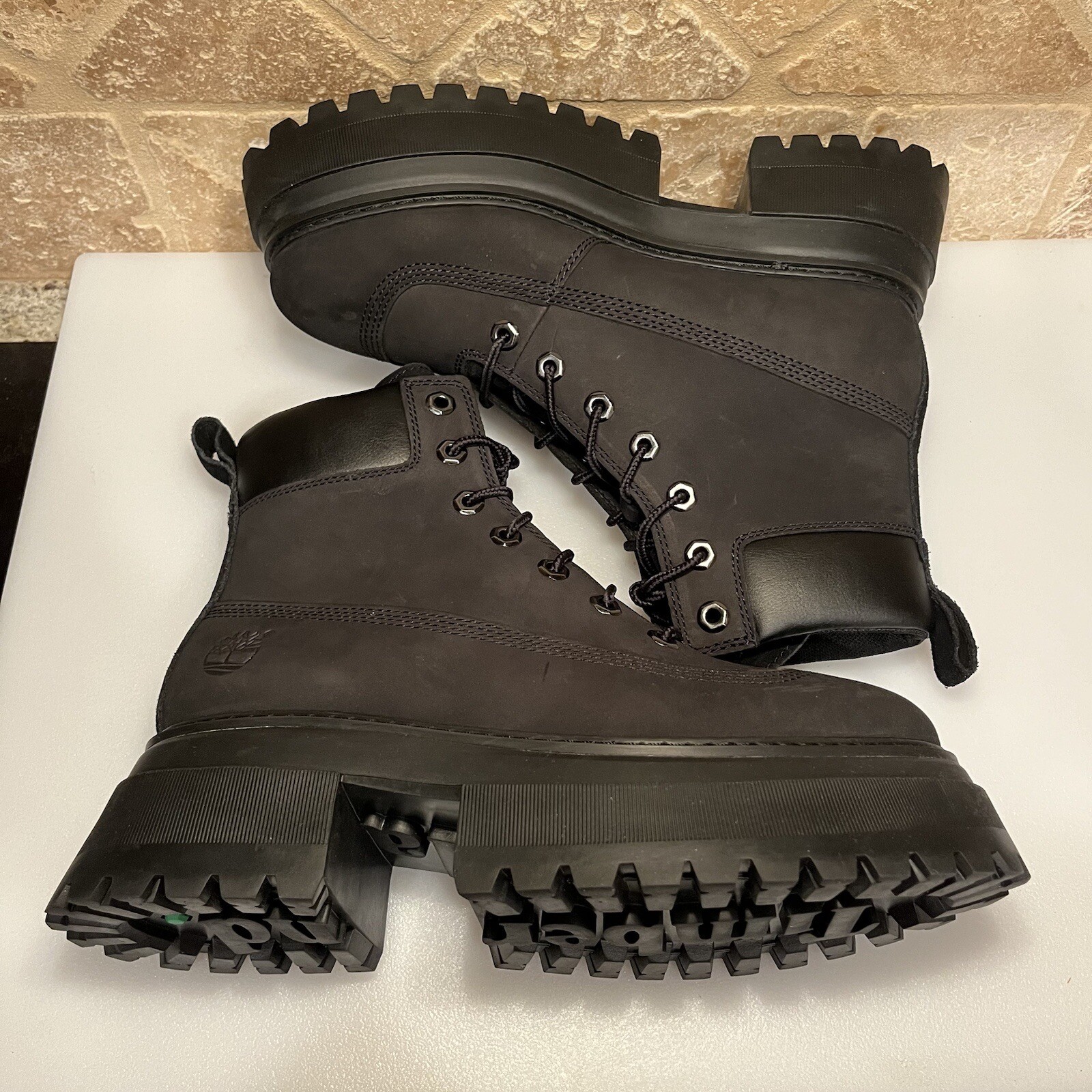 Timberland Sky 6 Inch Lace Up Platform Boots Black Nubuck Women 9.5 NIB TB0A428J