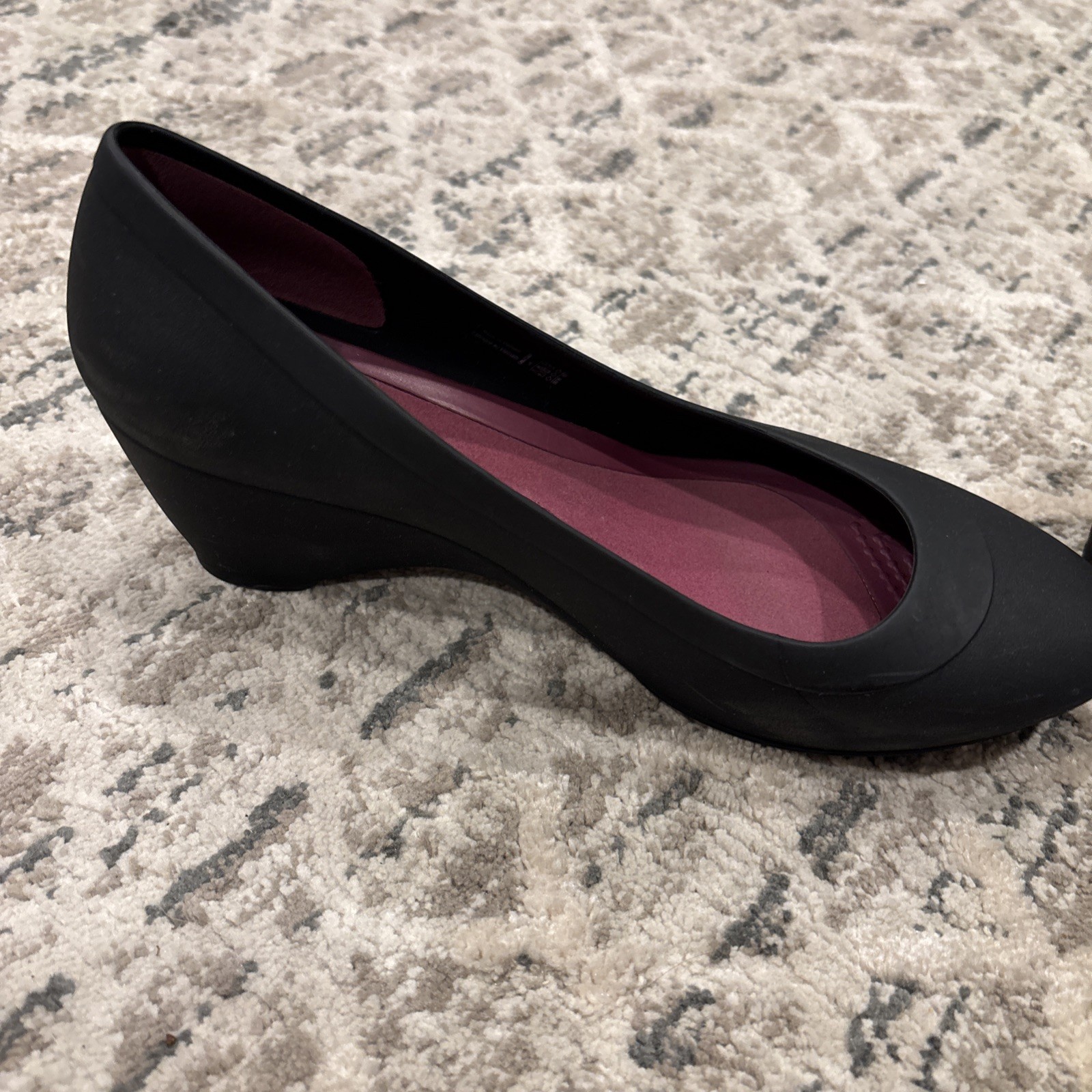 Crocs Lina Wedge Black Women’s Size 6 Standard Fit w/ Box Great Cond
