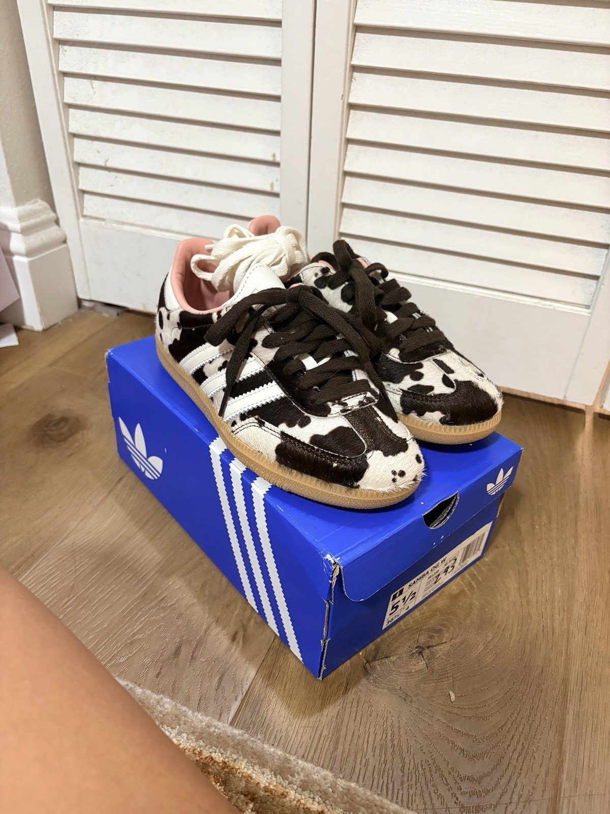 adidas Samba OG W Women’s Cow Print Sneakers Dark Brown/Off White/Gum JR1256