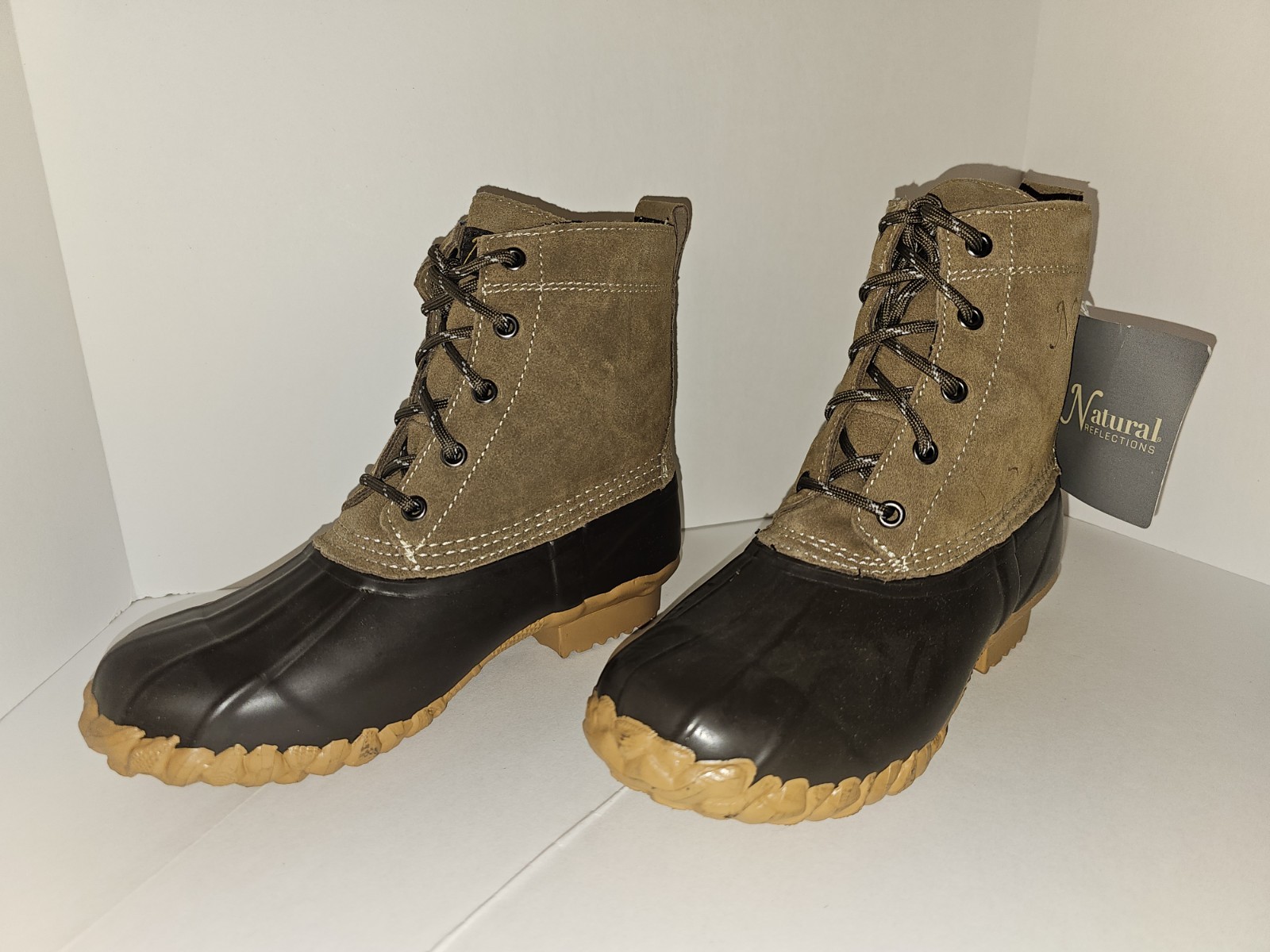 NIB Natural Reflections All-Season Classic II Insulated Waterproof Boots Size 7D