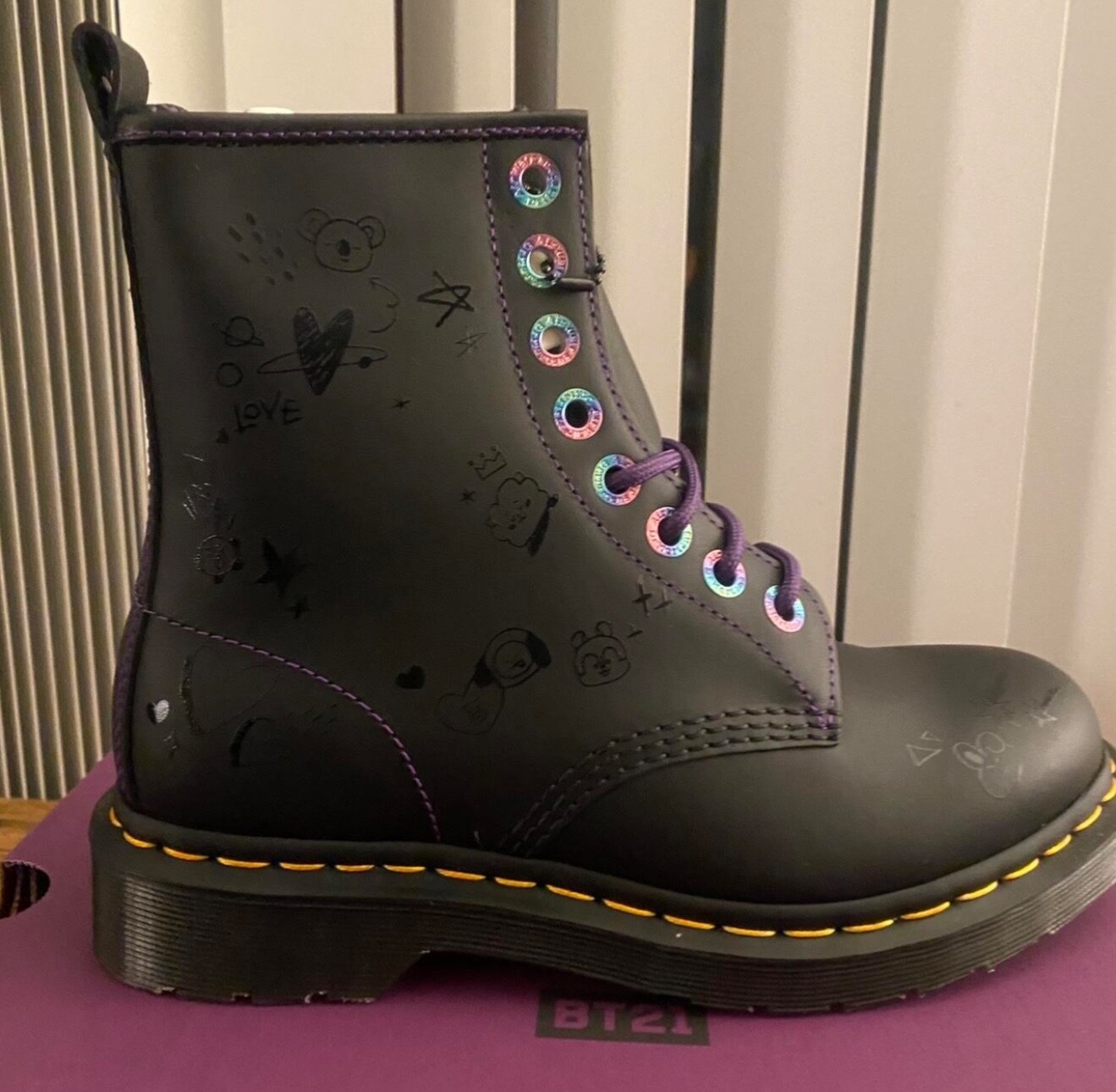 Dr. Martens 1460 Women’s Original Smooth Leather Lace Up Boots – Black, Size…