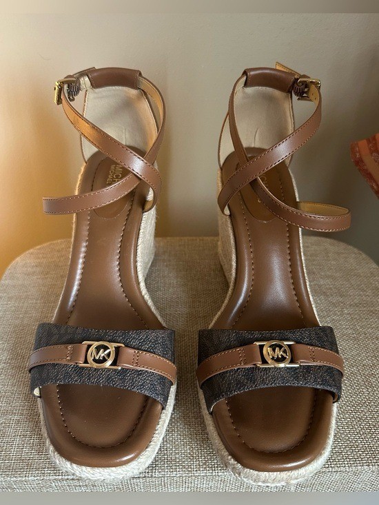 Michael Kors Tan and Dark Brown Mandy Wedge Espadrille Sandals – 6.5