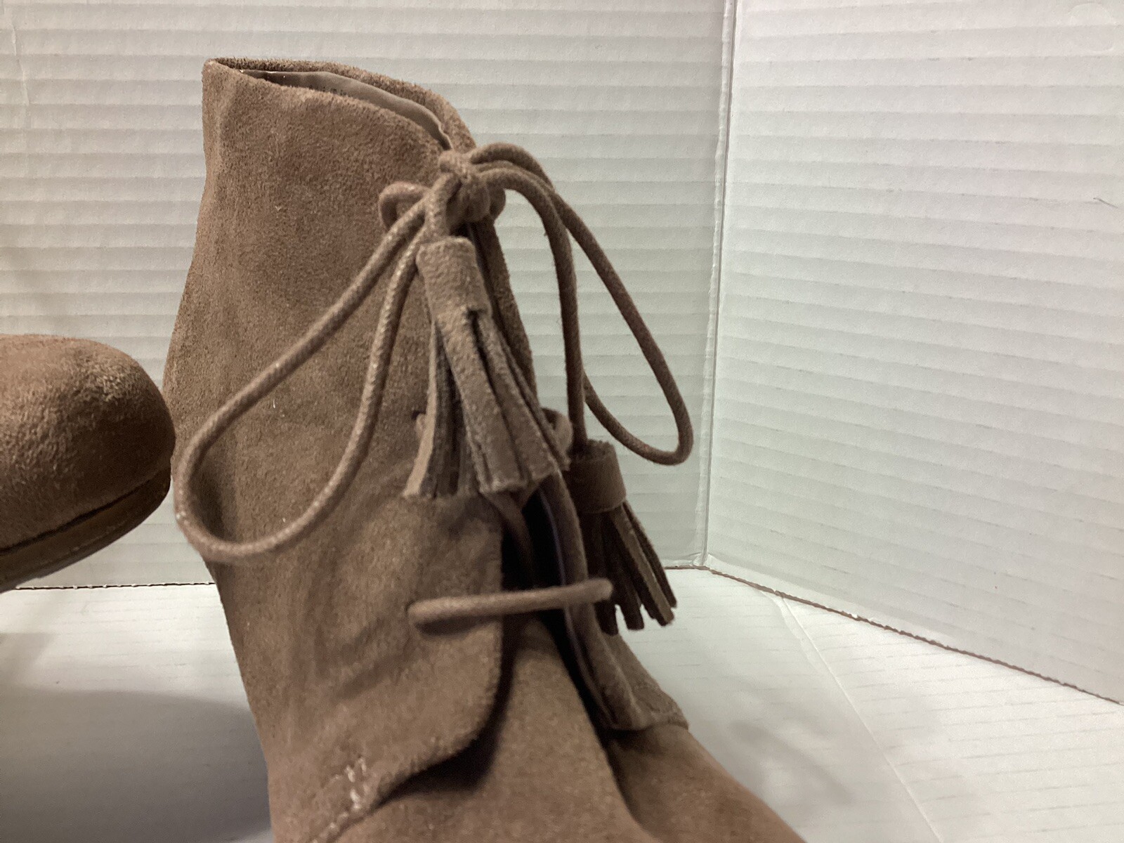 Dr. Scholl’s Shoes Women’s Dakota Boot Bootie Wedge Brown Microfiber Suede 9m