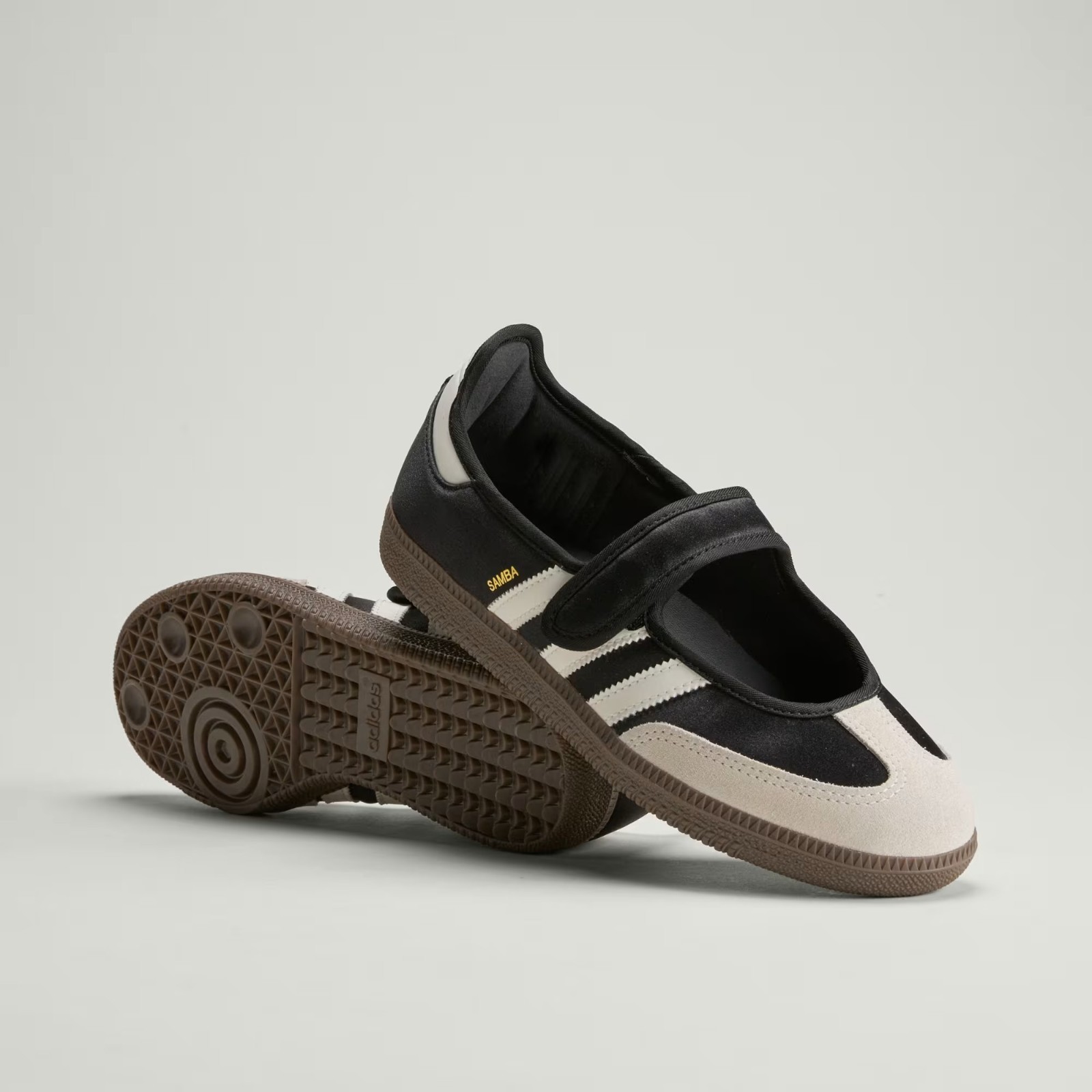 adidas Originals Samba Jane IH9207 Core Black Off White Gold Metallic Women’s