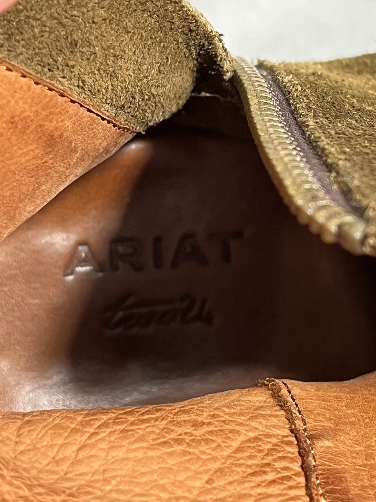 Ariat Two24 Moss Green Suede Ankle Boots Western Heel Women’s 8B Made Mexico