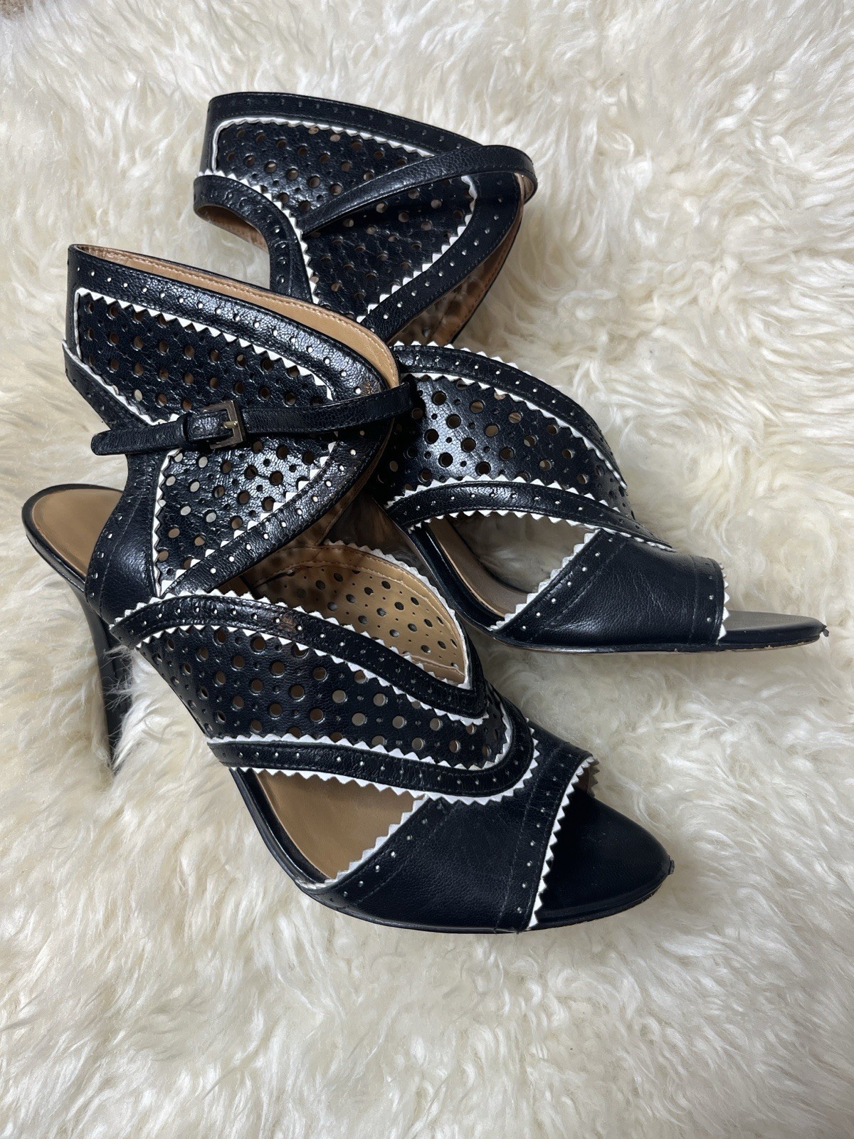 Nine West Danyell Ankle Strap Heeled Sandal Size 7.5 Black and White Leather