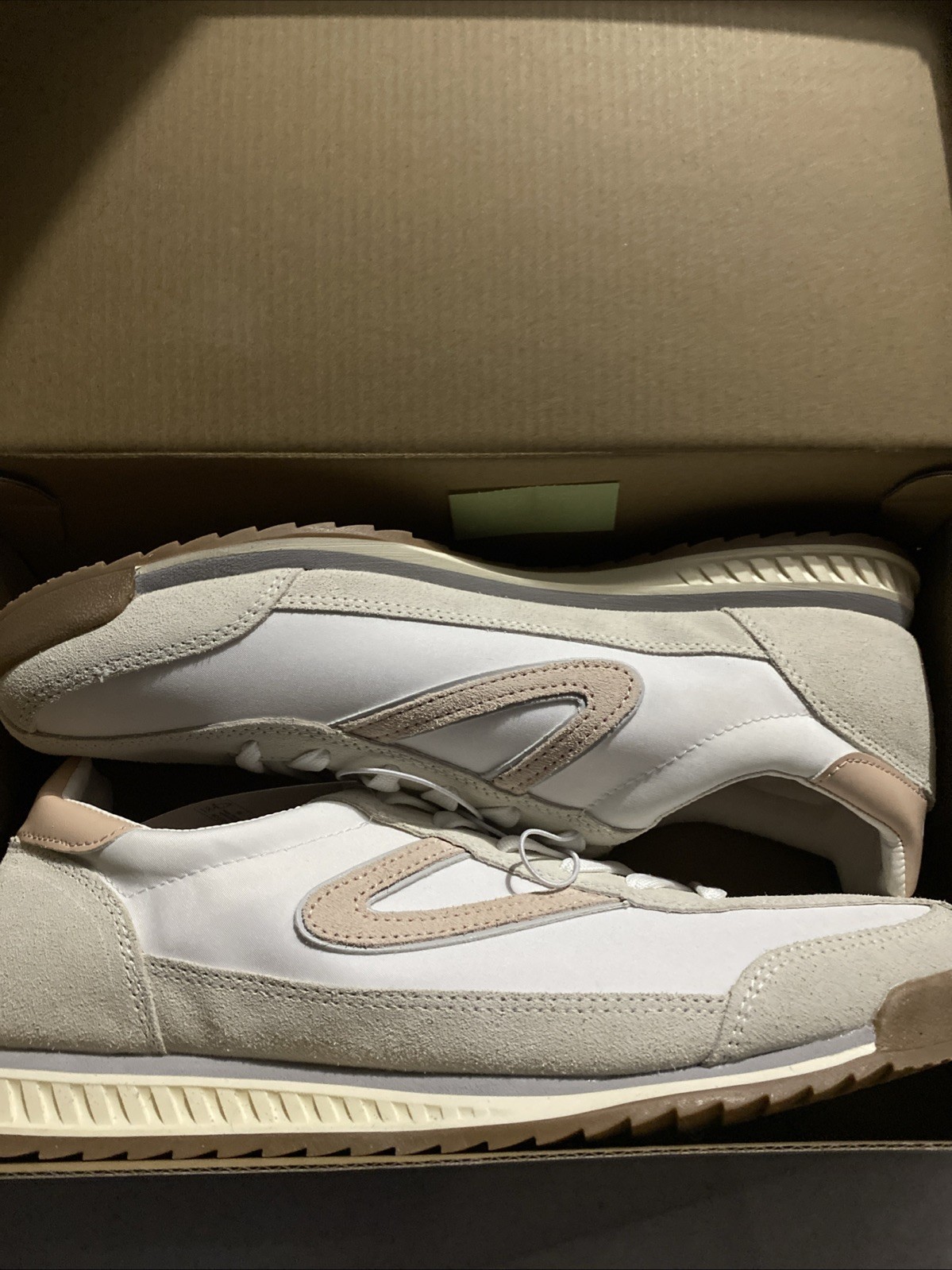 Tretorn Sneakers. Hailey White & Pink Women’s size 11 new w box tennis shoes