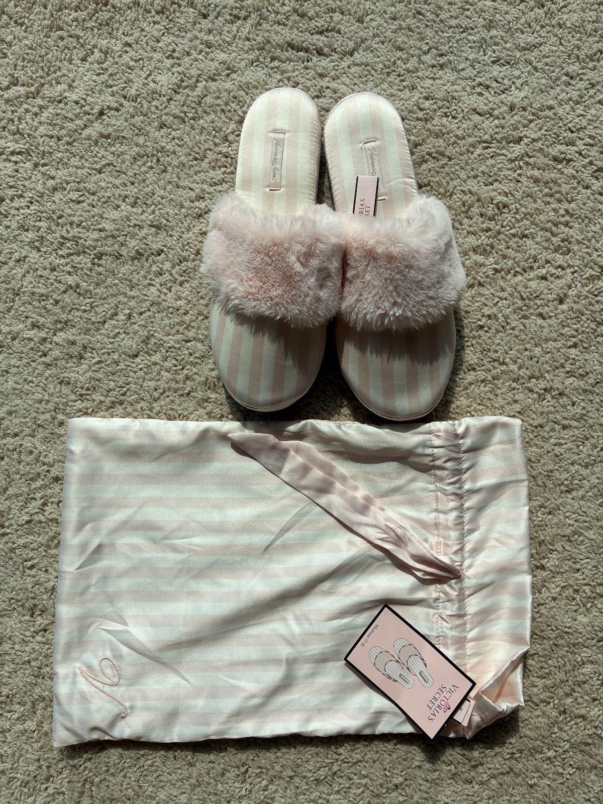 NWT M (7-8) Victoria’s Secret Pink Satin Slippers & Bag