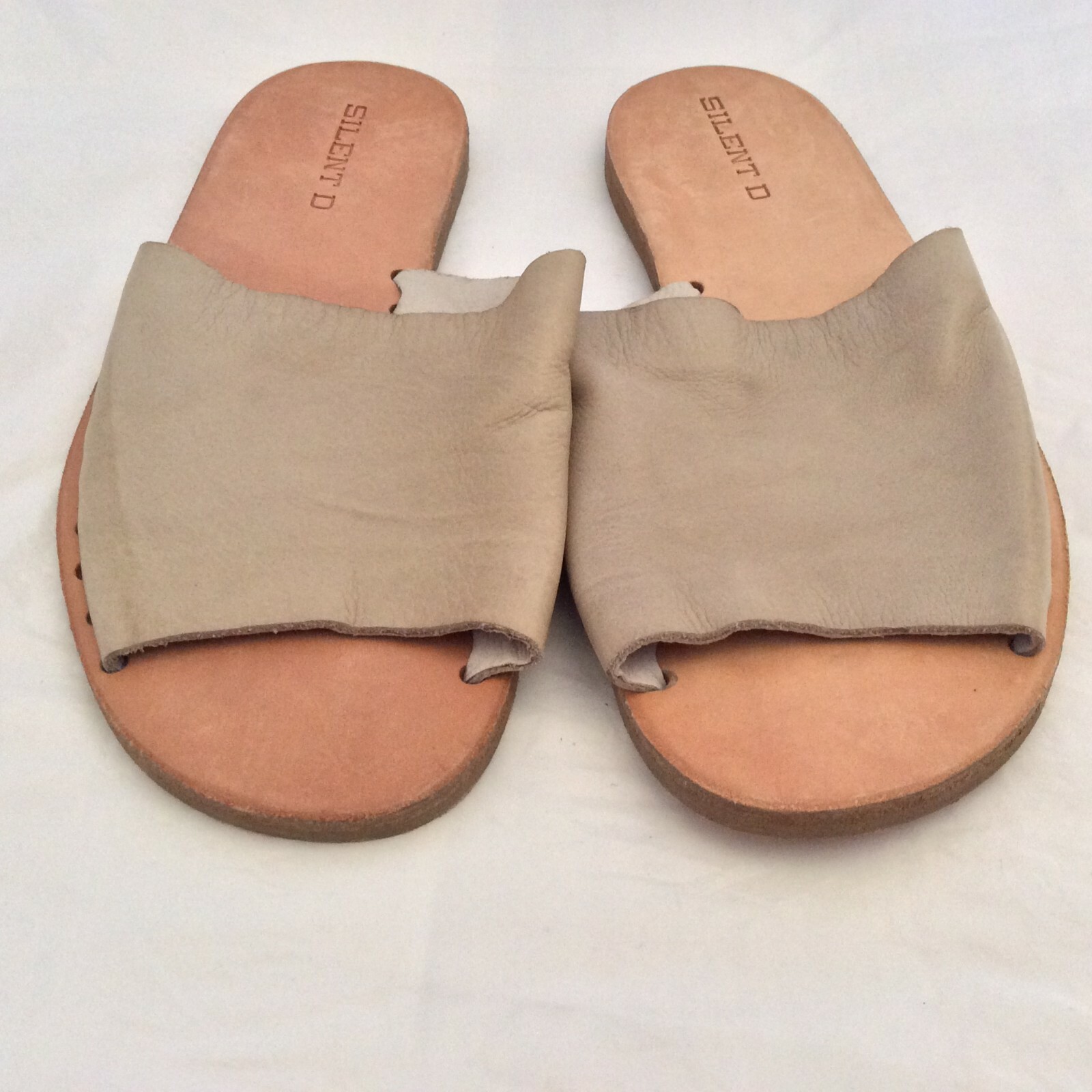 SILENT D Sample Leather Slip on Flat Sandal Size AU 6 / EU 37
