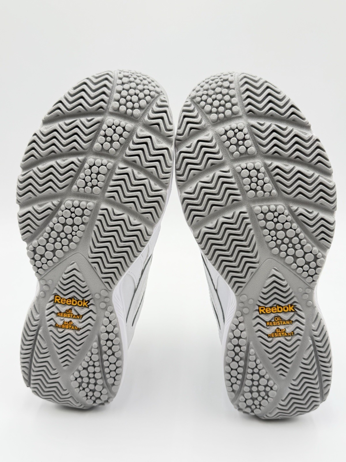 Reebok Women’s Work N D Cushion 4.0 KC Size 8 Wide White Cold Grey |FU7364|