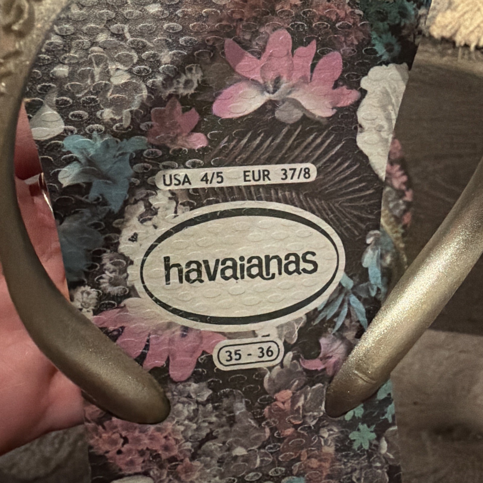 Havaianas Slim Flip Flops•Floral•35-36•USA 4/5•EUR 37/8•Womens•Kids•Sandals•pool