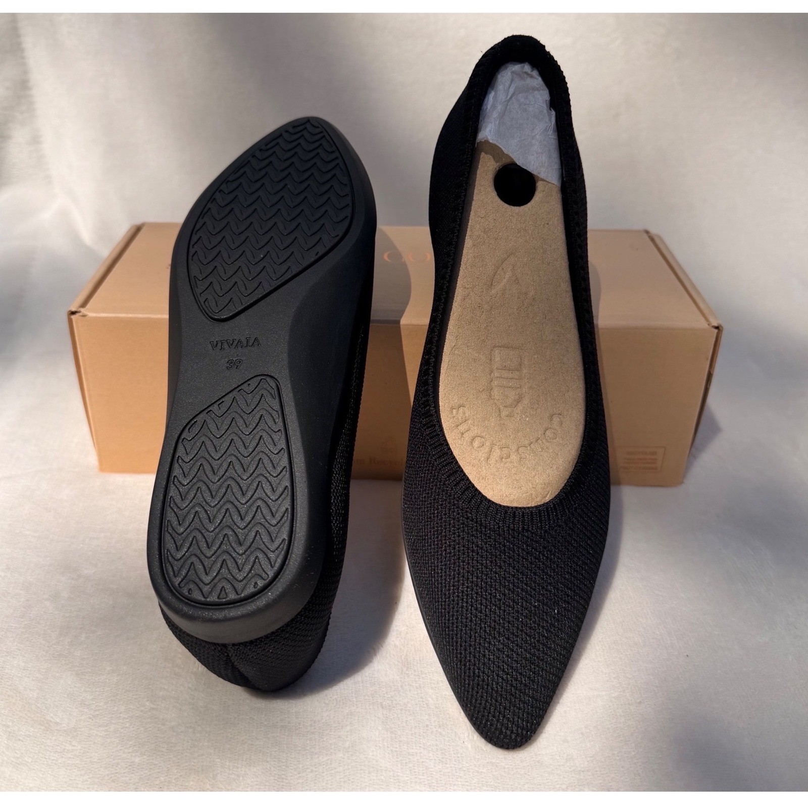 VIVAIA Aria Cloudwalker Black Flats | EU 39 / US 8