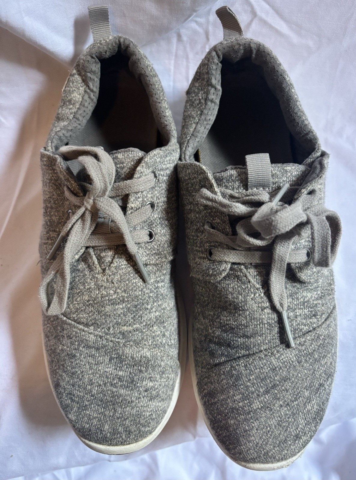 TOMS Del Rey Woman’s Gray Heathered Low Top Lace-Up Athletic Sneaker Pull Tab