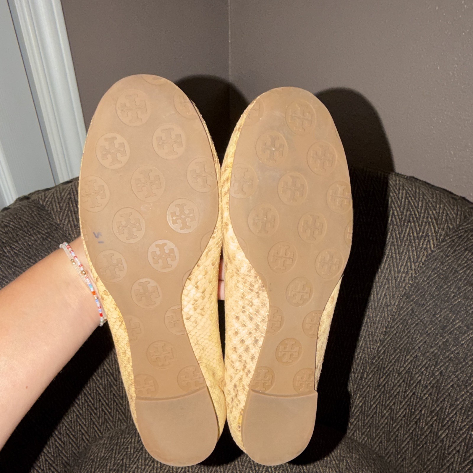 Tory Burch Beige Animal Print Leather Ballet Flats Slip-On Logo Toe US 7