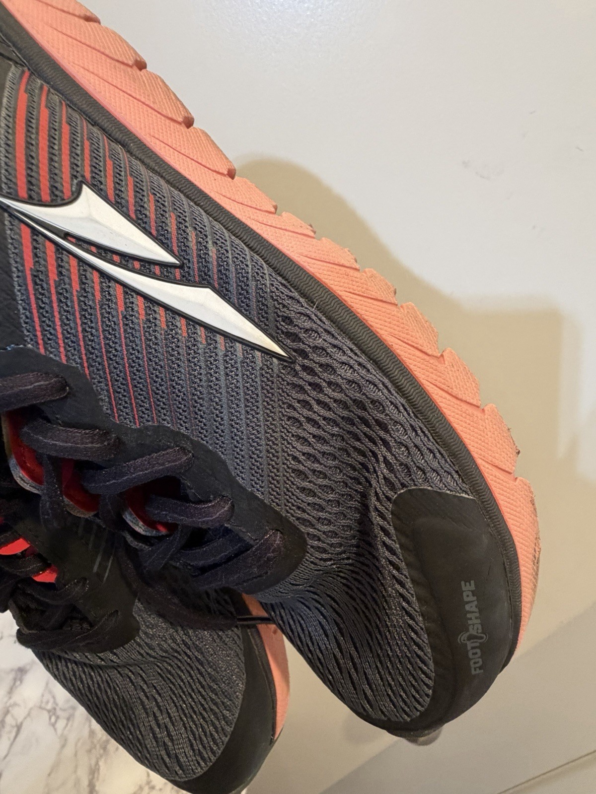 Altra Provision 4 Coral Gray Black Running Shoes ALOA4QTQ009 Women’s Size 7
