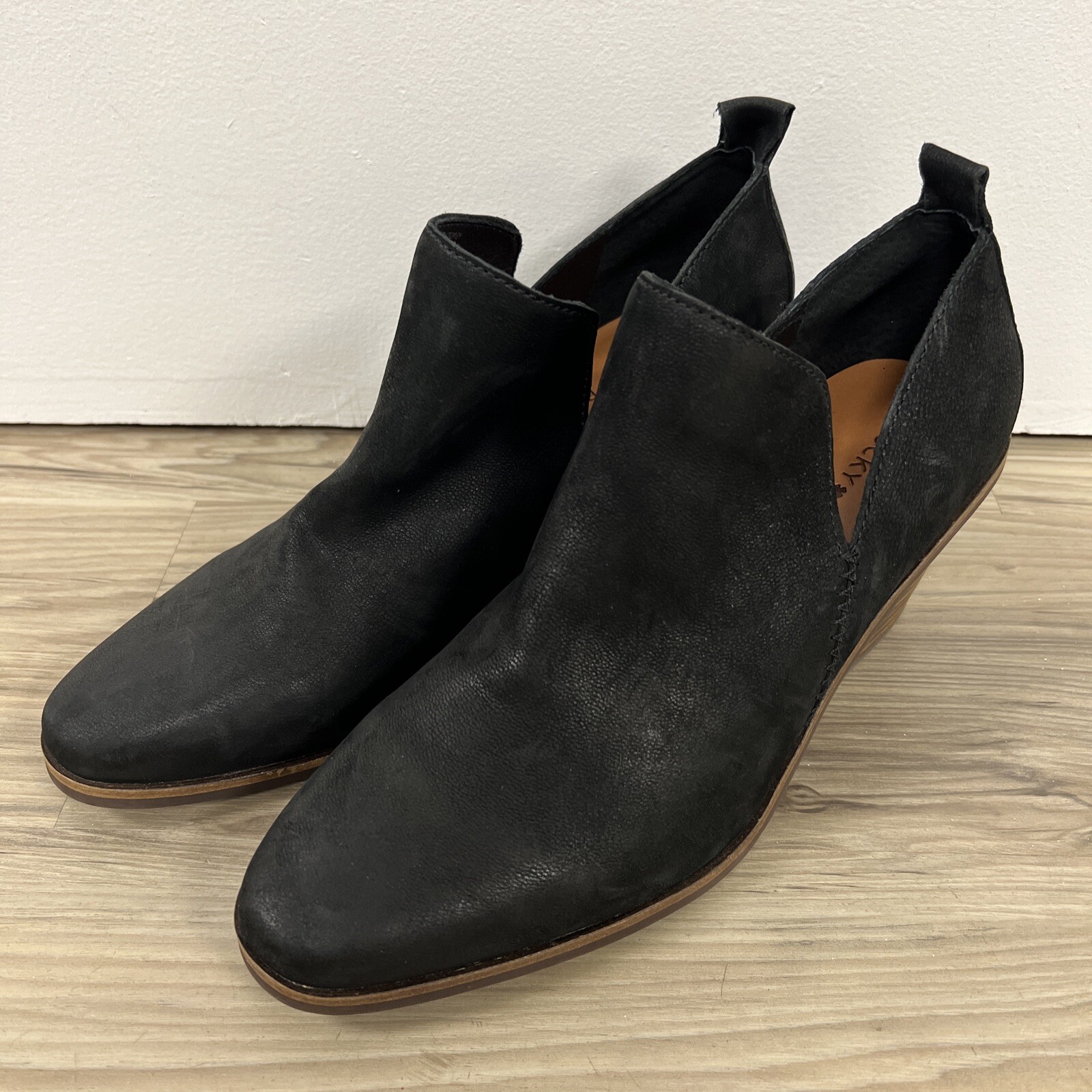 Lucky Brand Victorey Bootie Ankle Boot Leather Black Women’s Size 10 NWOB