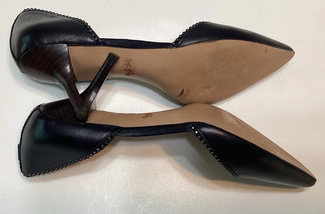 * Coach Blossom Women’s 6 B Semi Matte Calf pumps Black